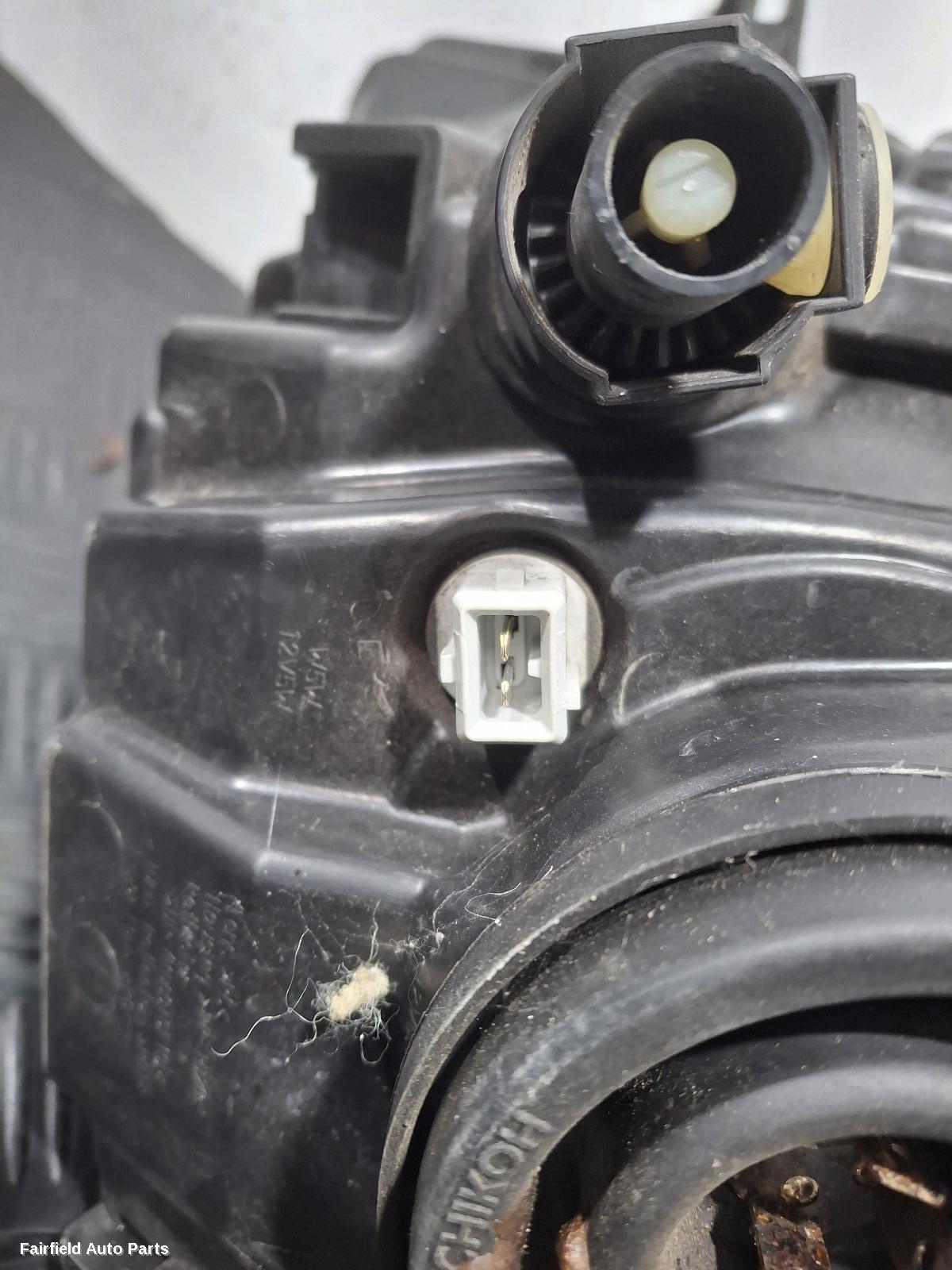 2011-2014 Toyota Yaris Right Headlamp