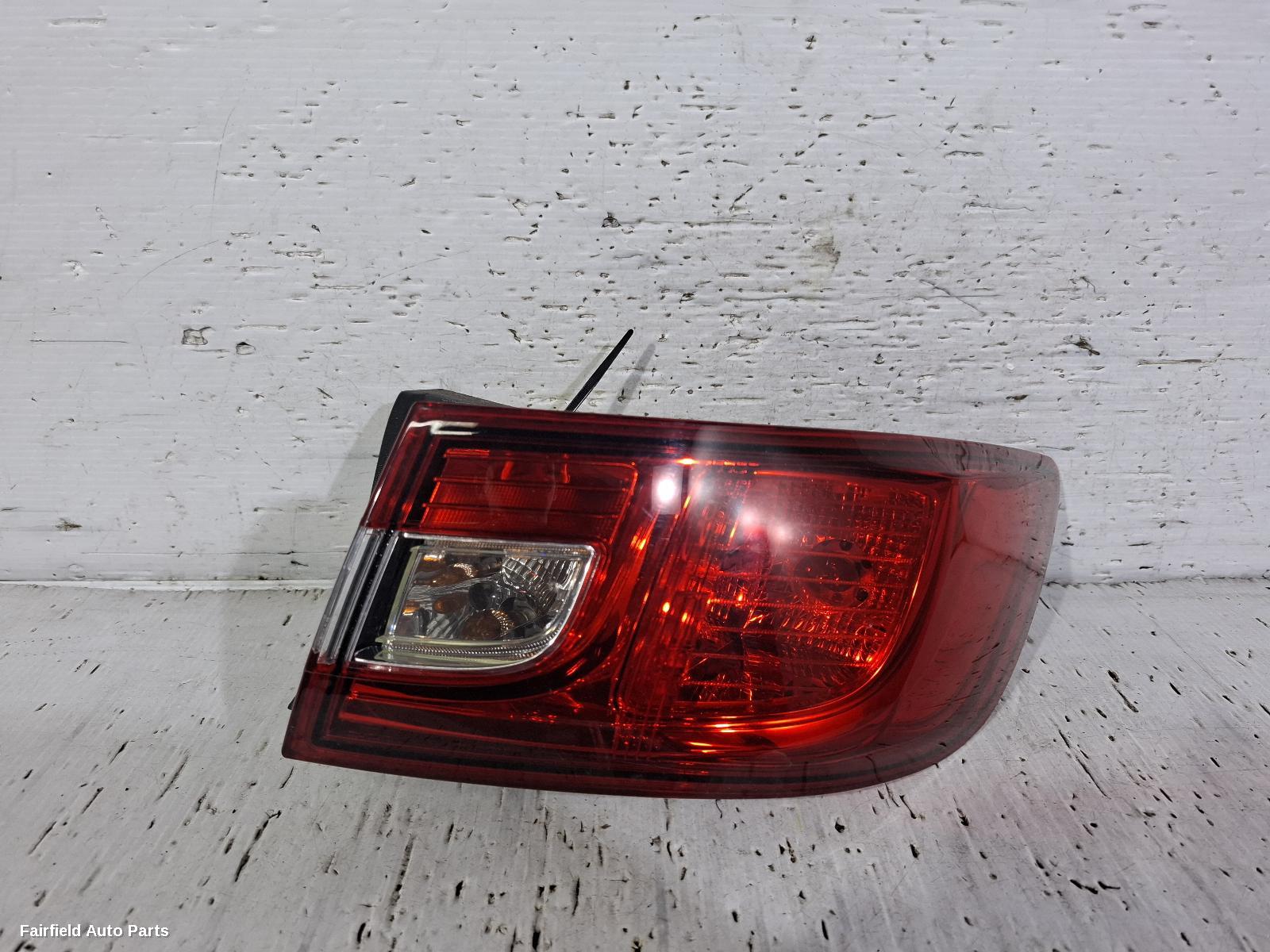 2013-2019 Renault Clio Right Taillight