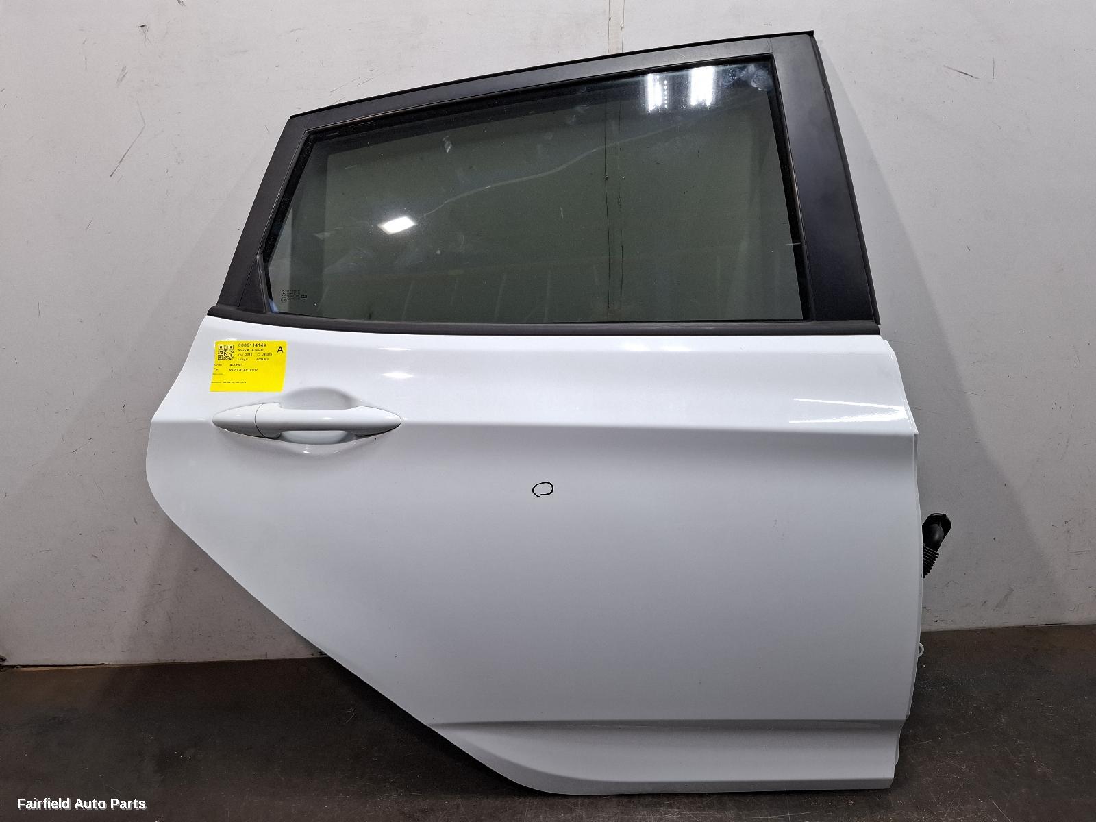 2011-2019 Hyundai Accent Right Rear Door Sliding