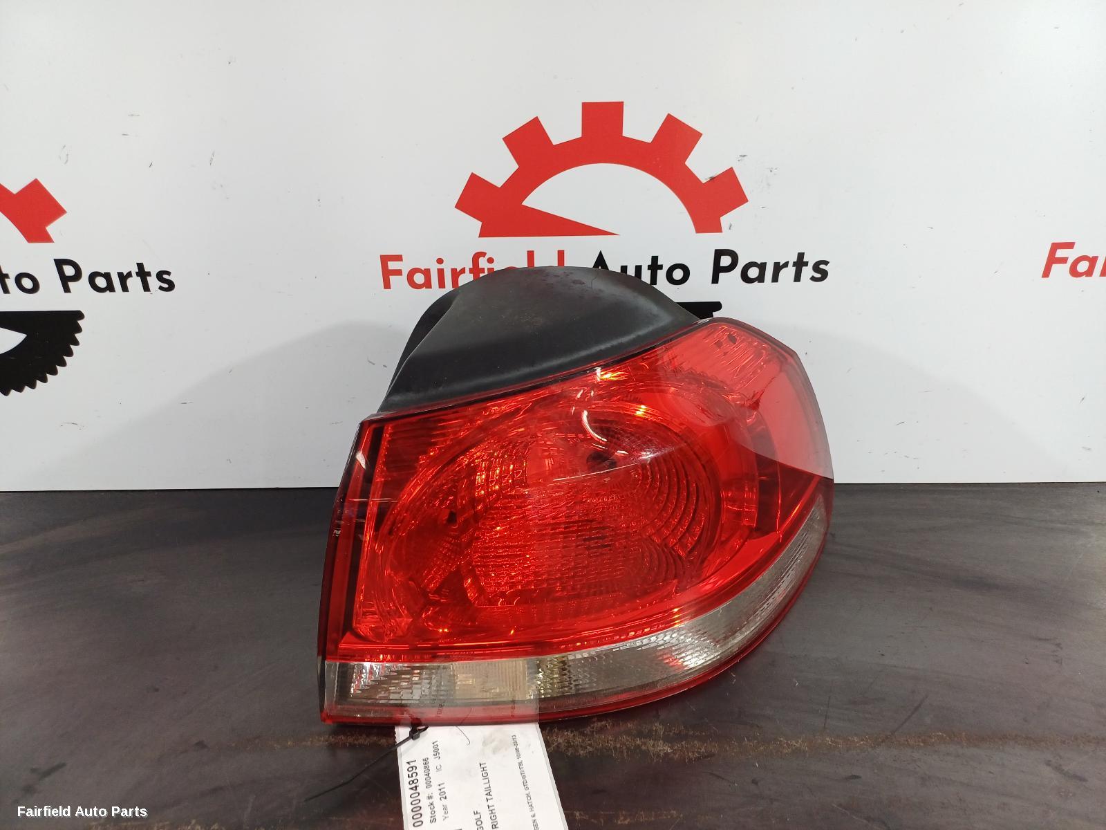 2011 Volkswagen Golf Right Taillight