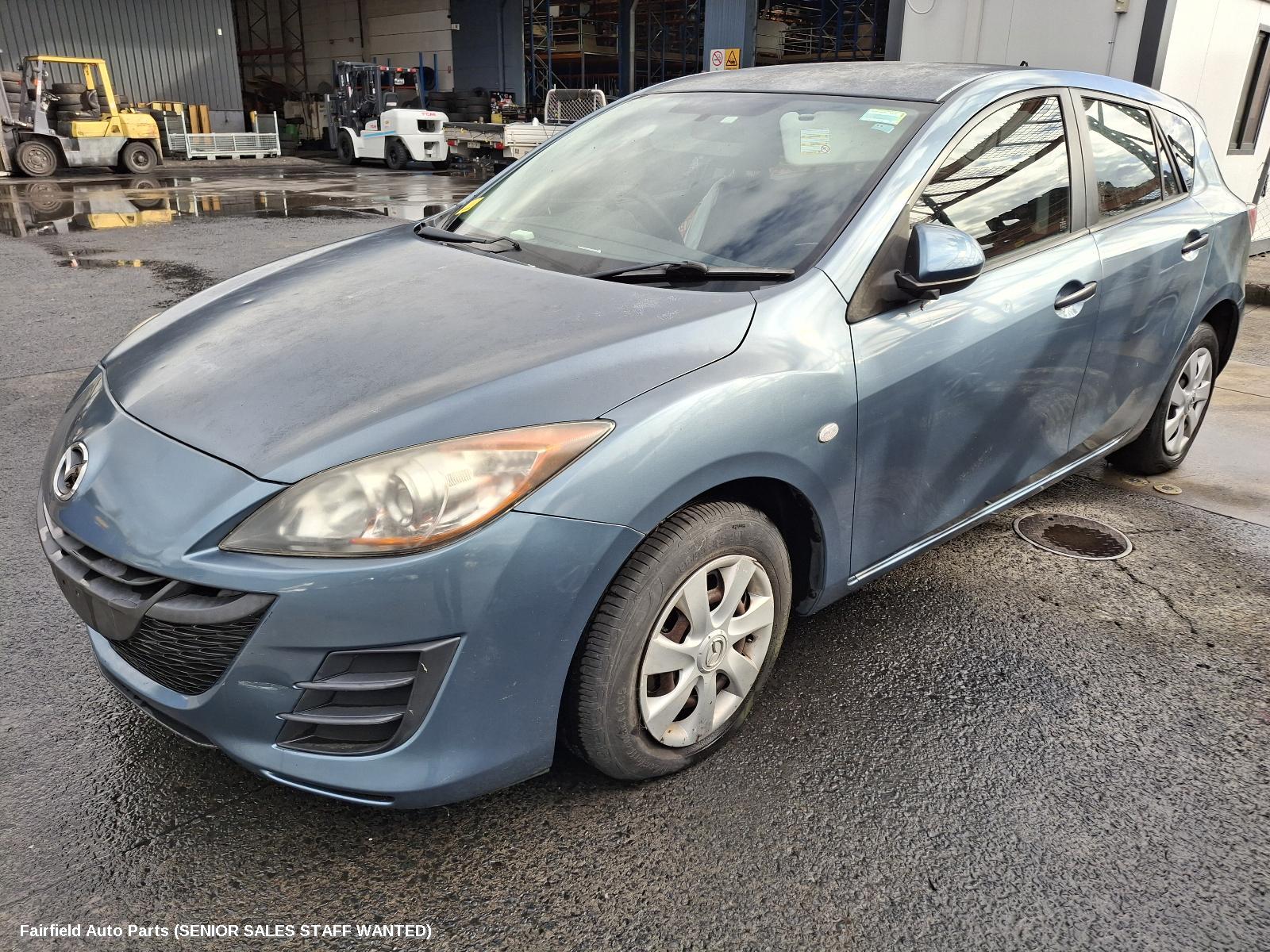 2010 Mazda 3 Sunvisor