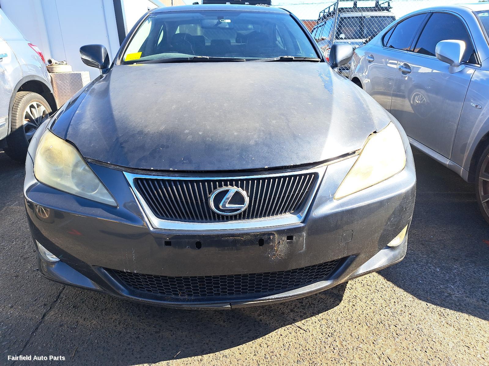 2006 Lexus Is250/is250c Washer Bottle