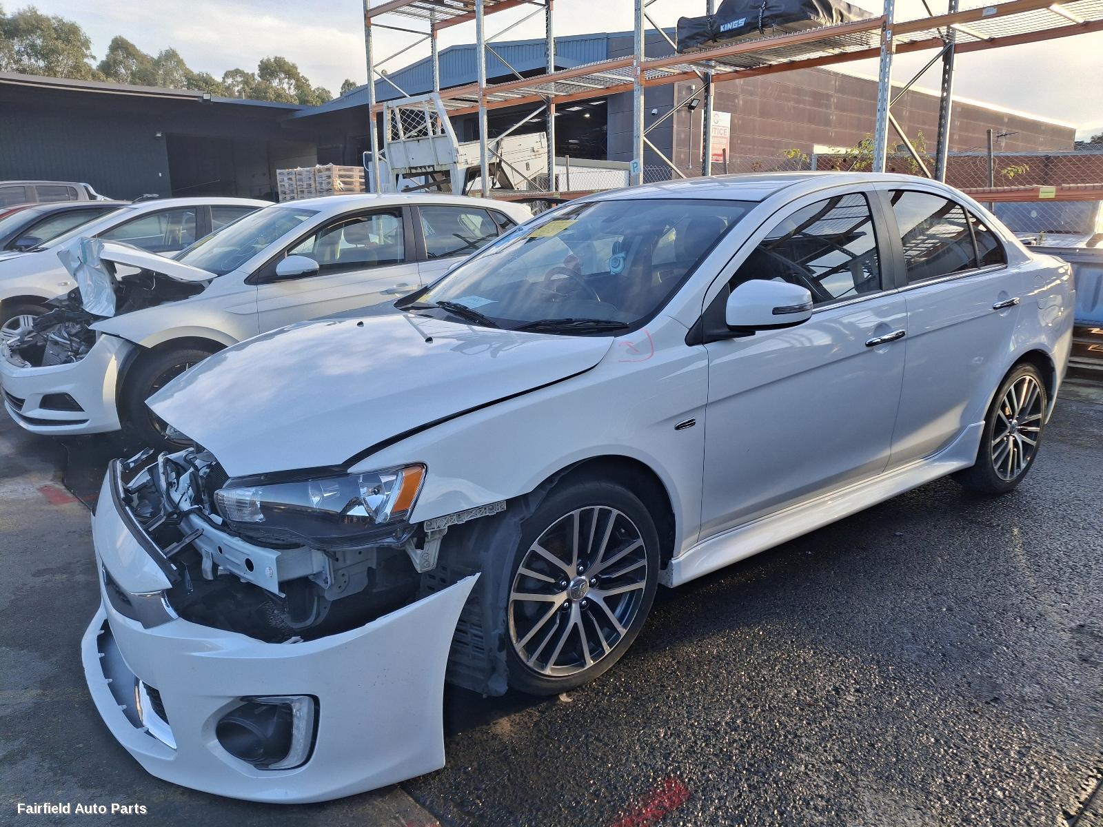 2016 Mitsubishi Lancer Left Front Door