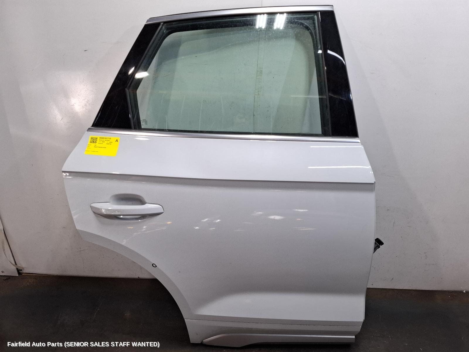 2022 Audi Q5 Right Rear Door Sliding