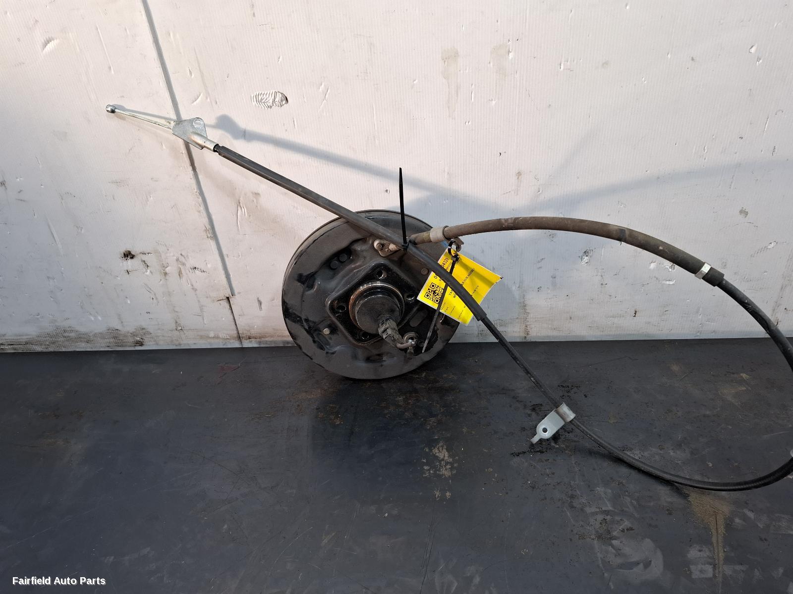 2017 Toyota Yaris Right Rear Hub Assembly