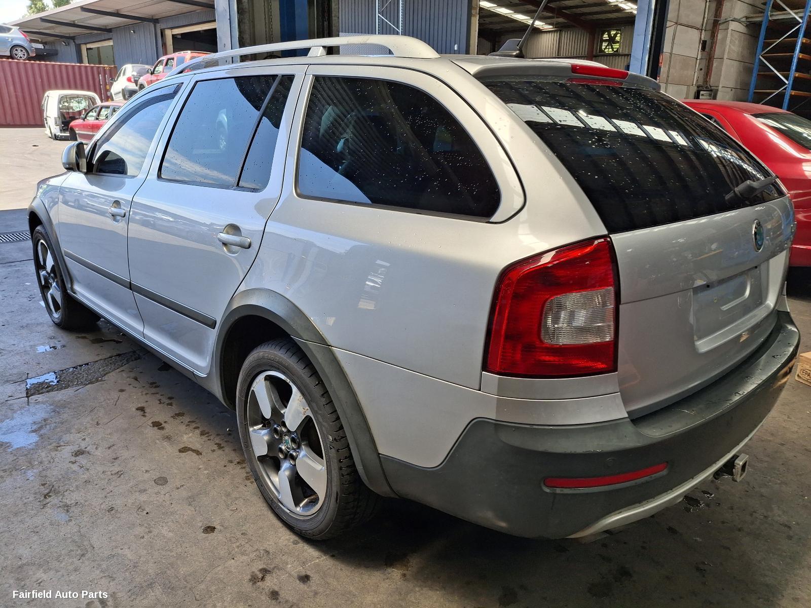 2012 Skoda Octavia Left Taillight