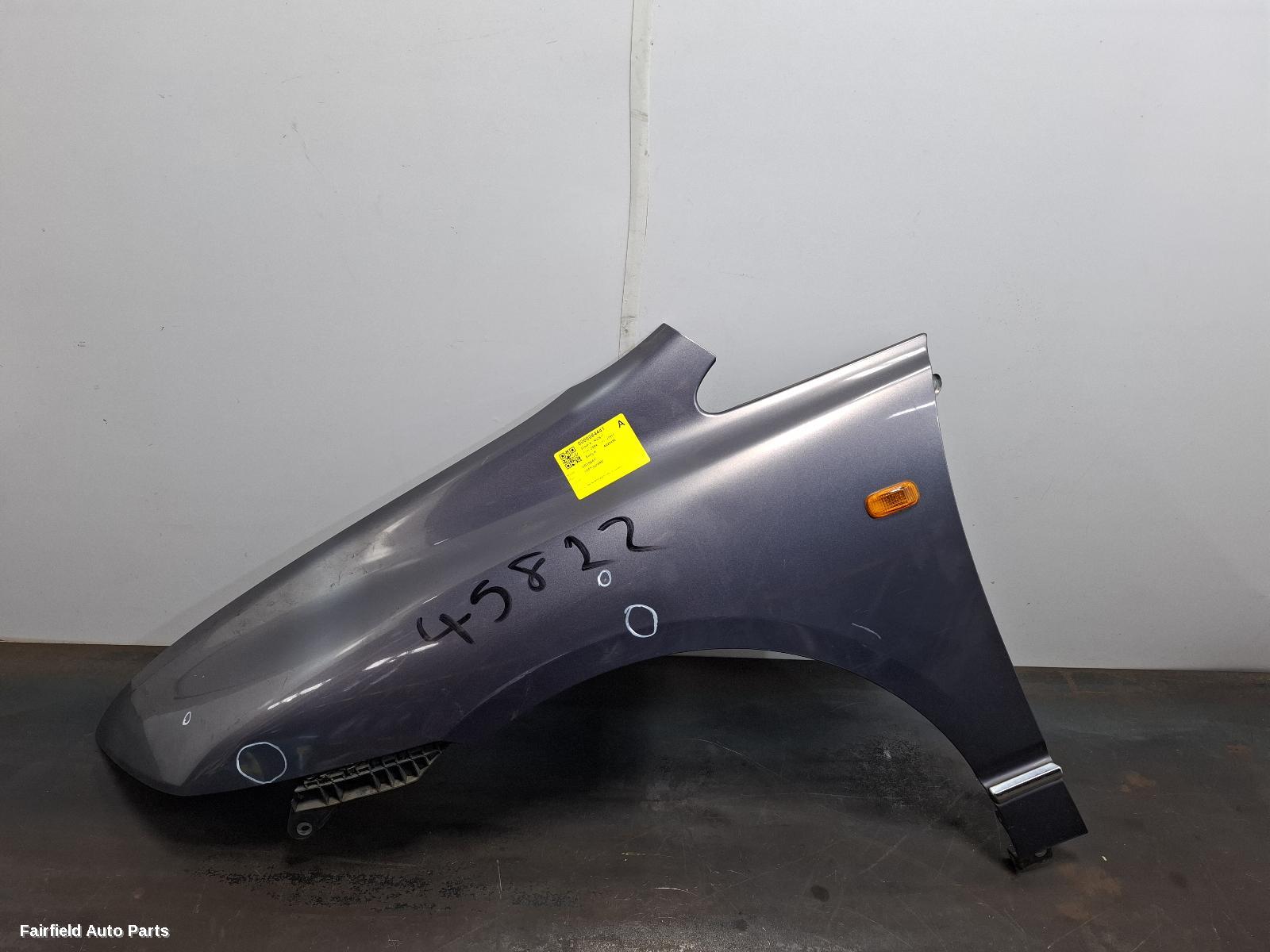 2004-2006 Honda Odyssey Left Guard