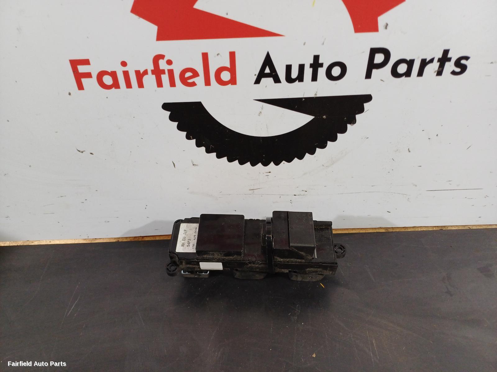2015-2024 Suzuki Vitara Pwr Dr Wind Switch