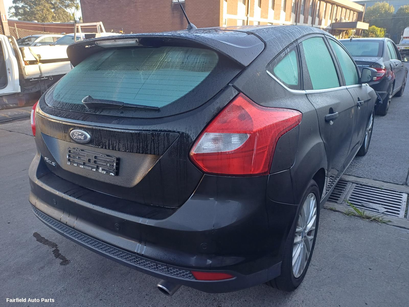 2011 Ford Focus Left Rear Door Sliding