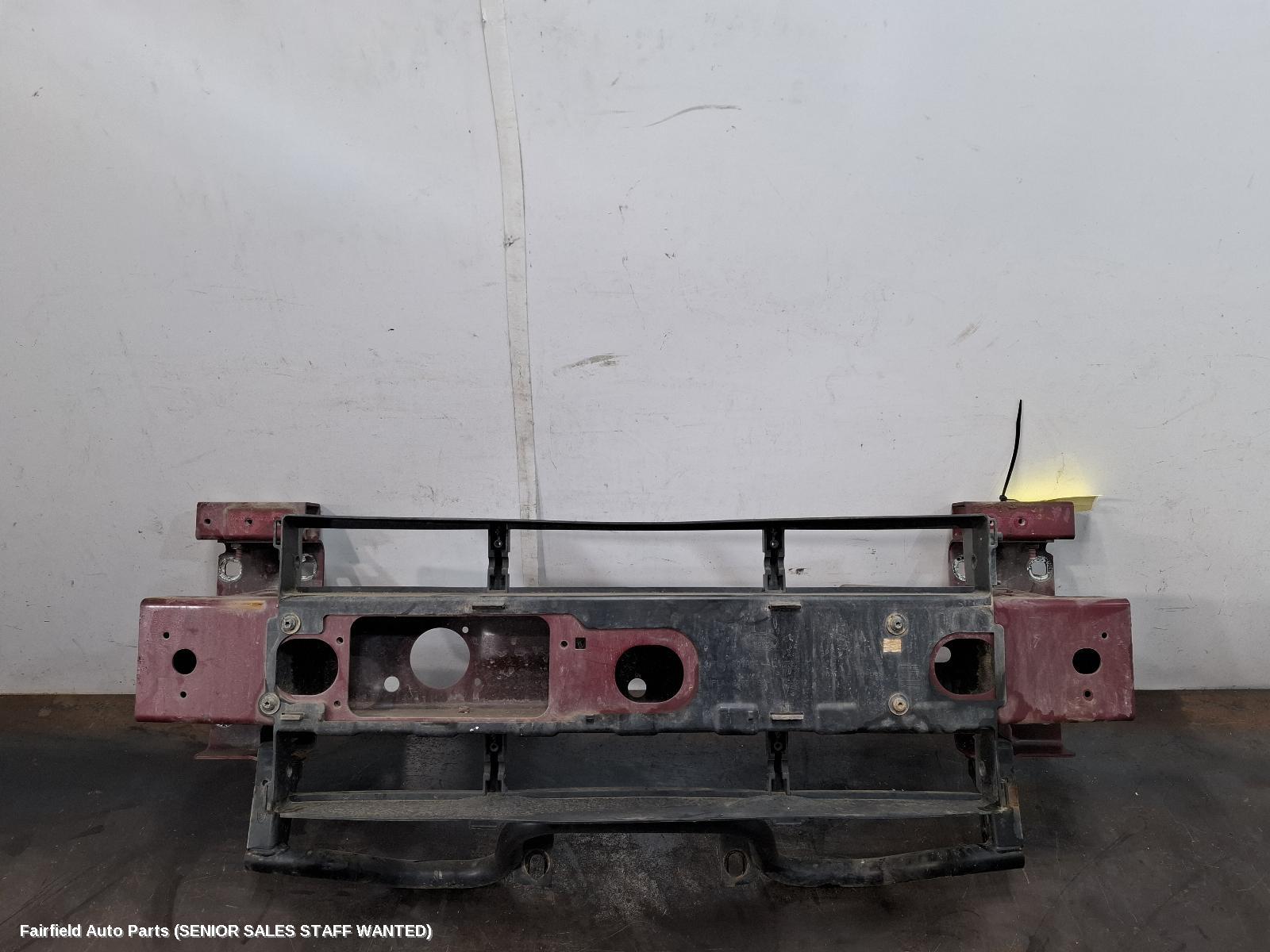 2017 Land Rover Discovery F Bar Reinforc Brack