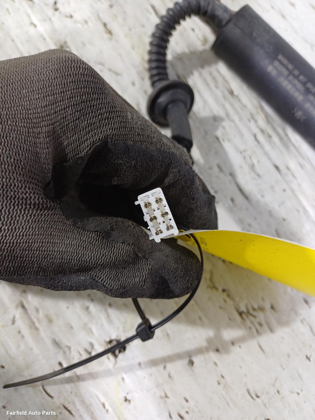 2022-2025 Byd Atto 3 Hatch Strut