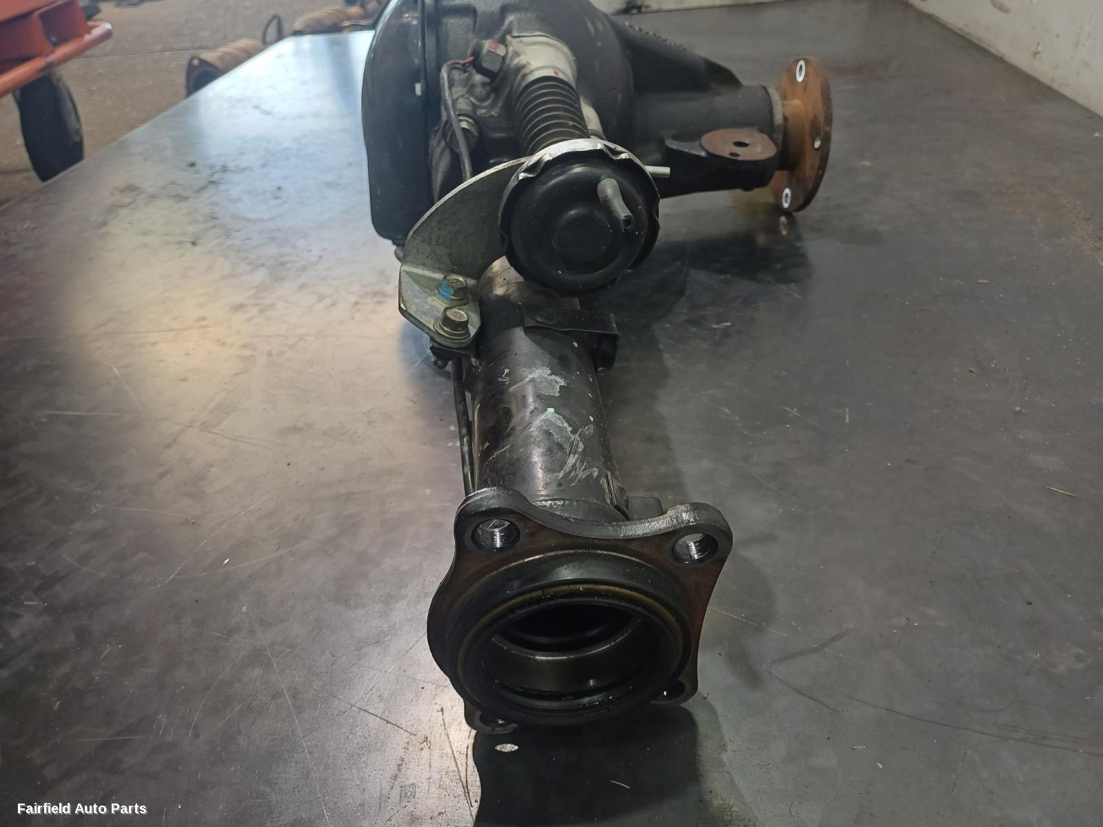 2014-2021 Mitsubishi Pajero Differential Centre