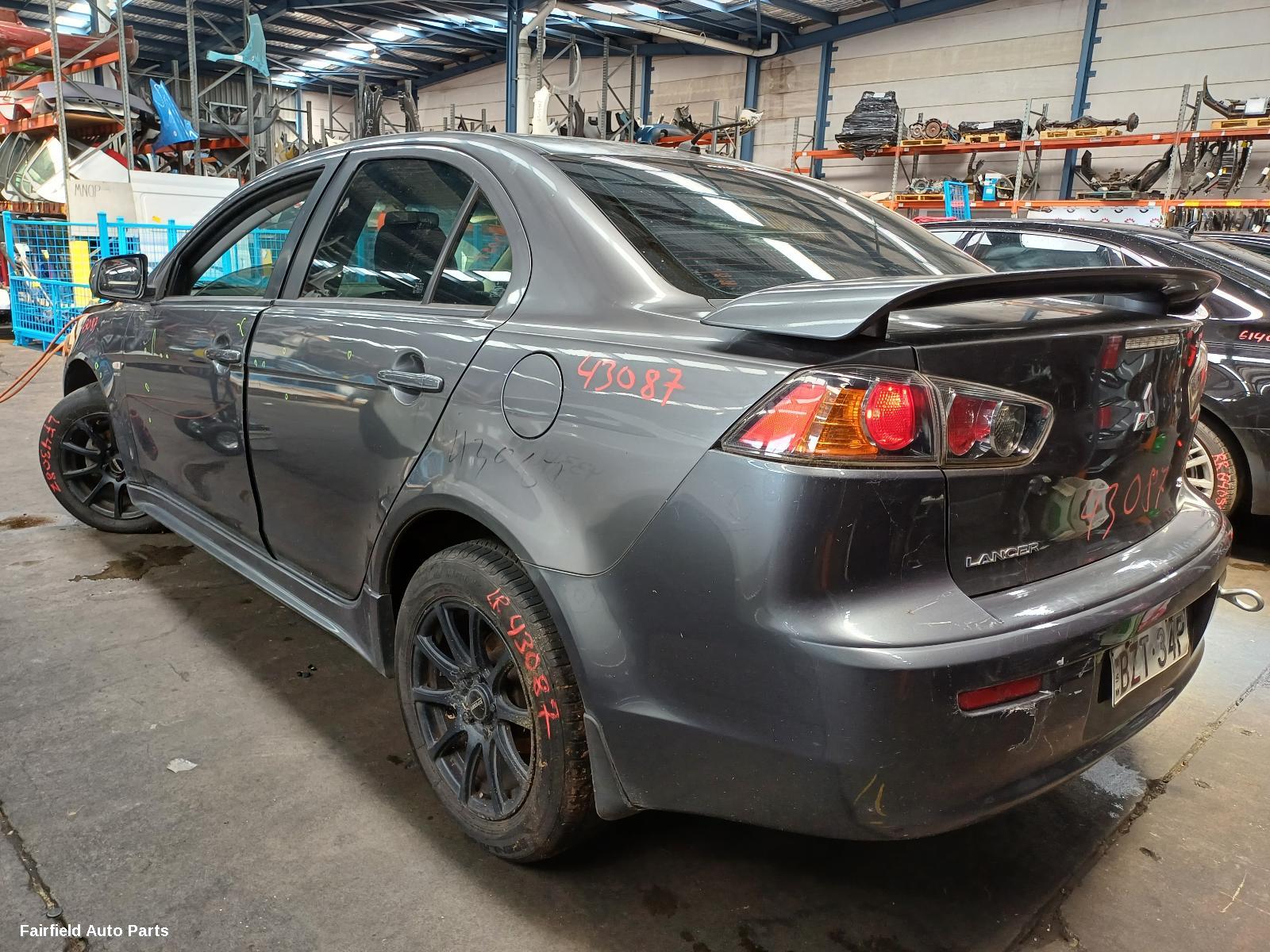 2010 Mitsubishi Lancer Right Taillight