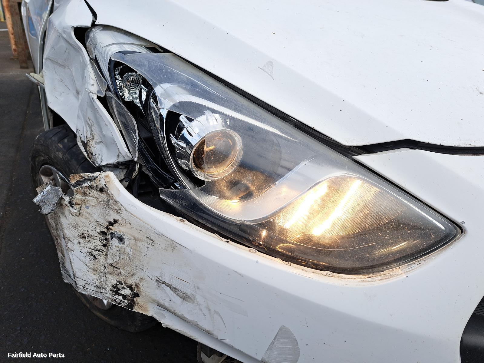 2014 Hyundai I30 Left Headlamp
