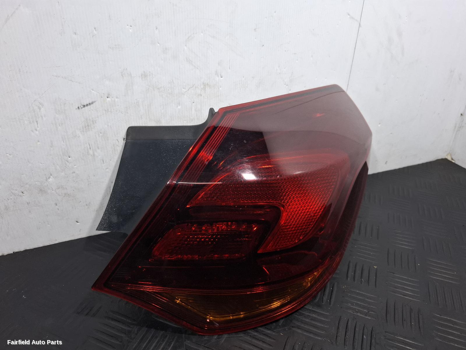 2012-2013 Opel Astra Right Taillight