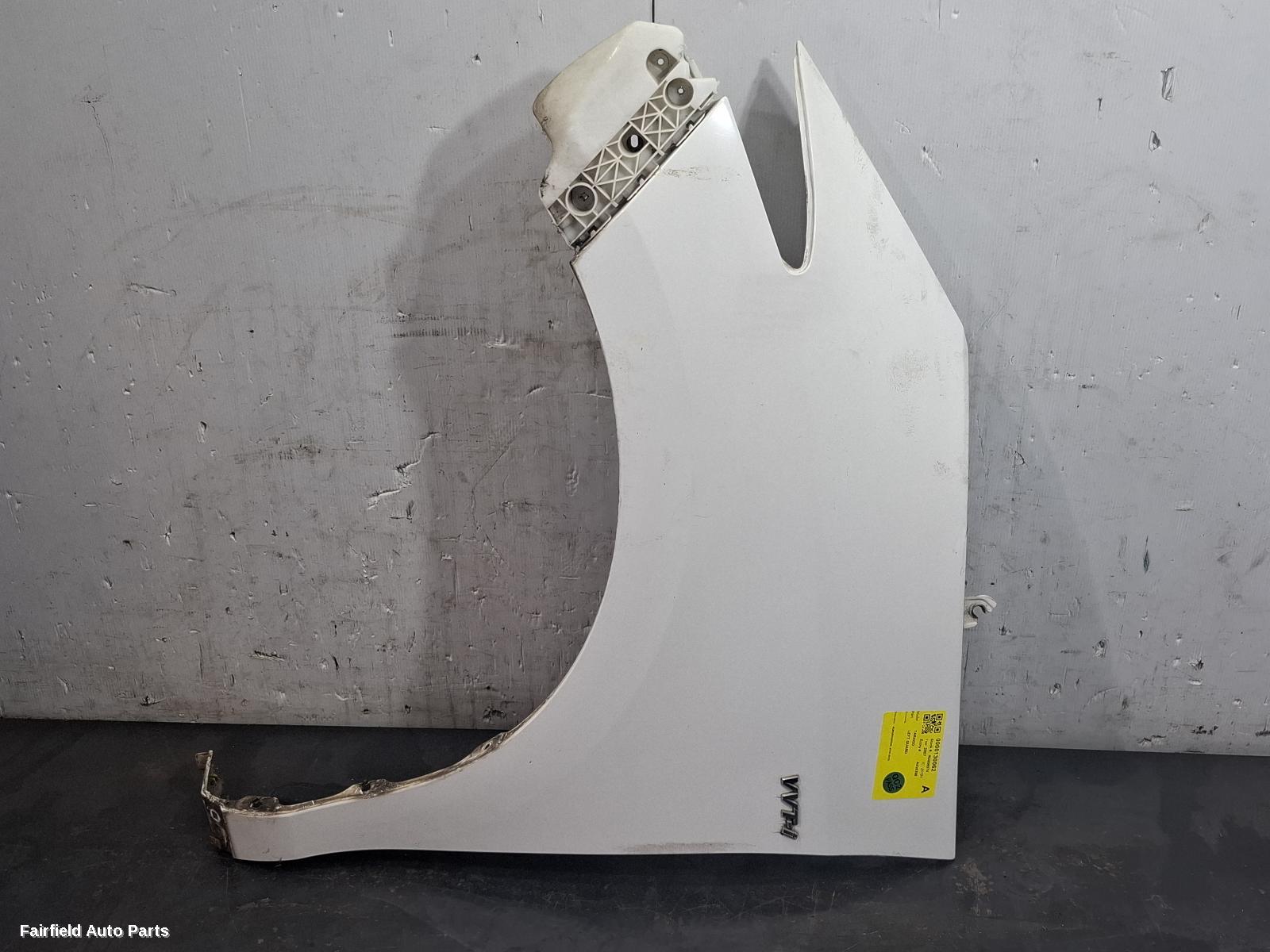 2006-2020 Toyota Tarago Left Guard