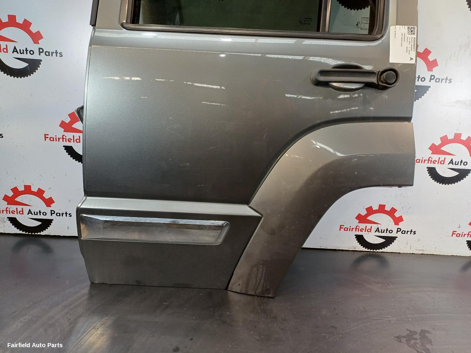 2008-2012 Jeep Cherokee Left Rear Door Sliding