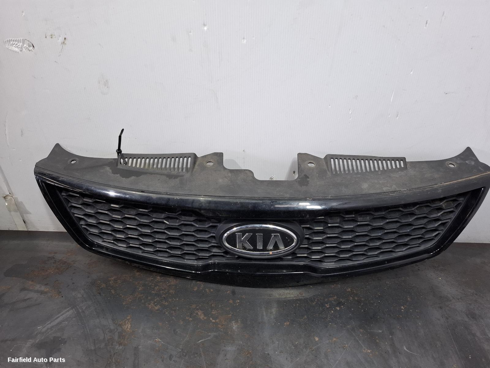 2009-2013 Kia Cerato Grille