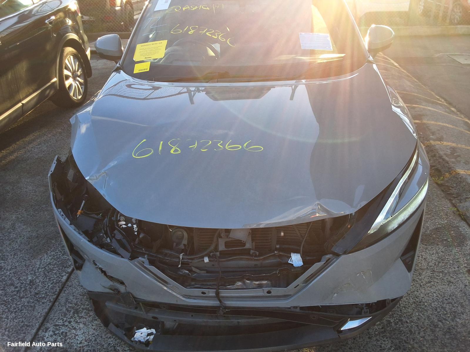 2022 Nissan Qashqai Left Taillight