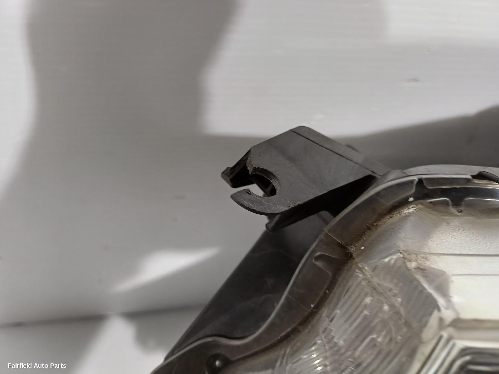 2011-2014 Toyota Yaris Left Headlamp