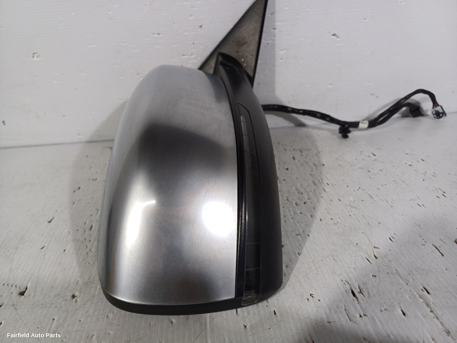 2011-2021 Chrysler 300c Right Door Mirror