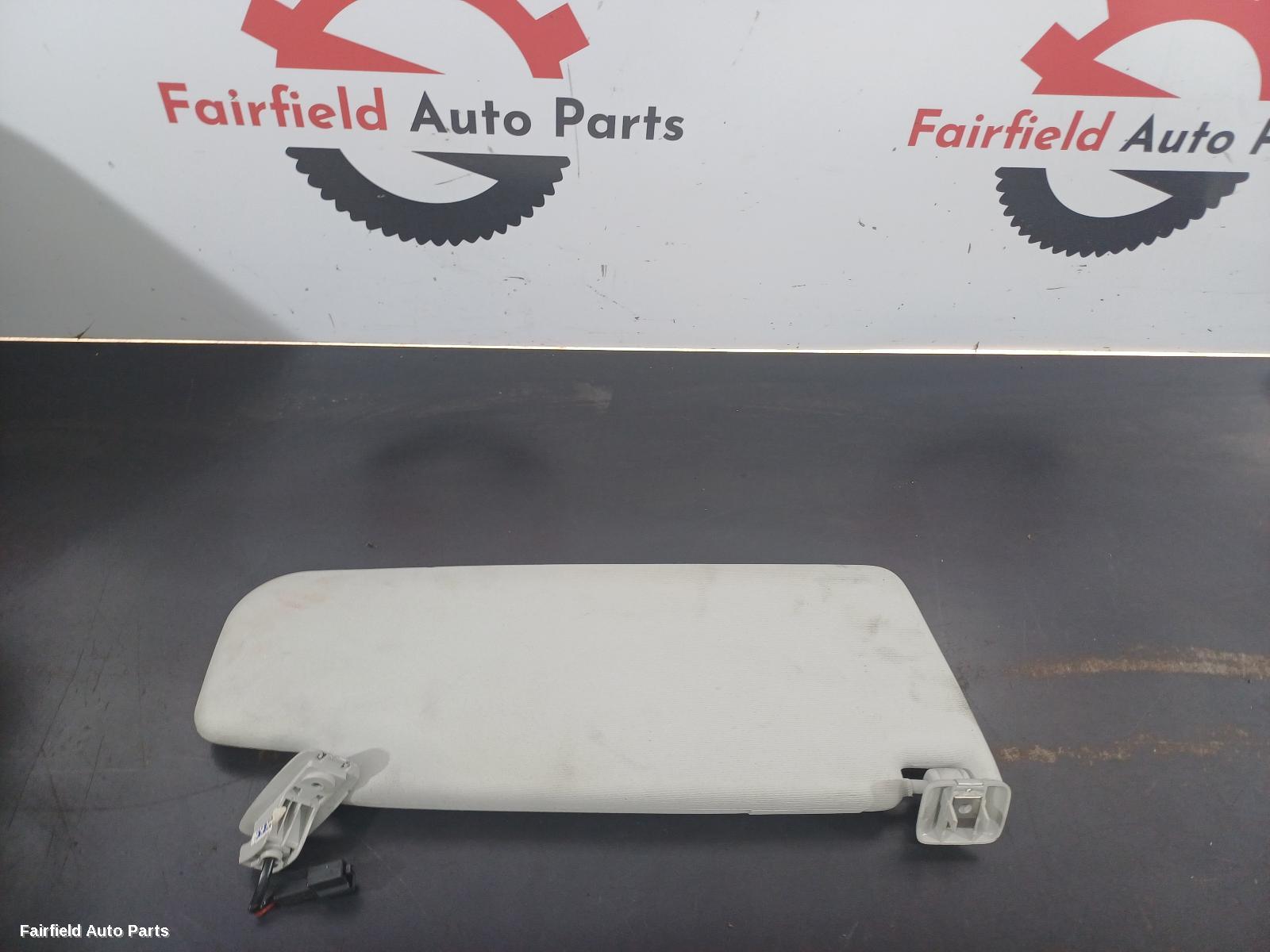 2010-2015 Volkswagen Passat Sunvisor