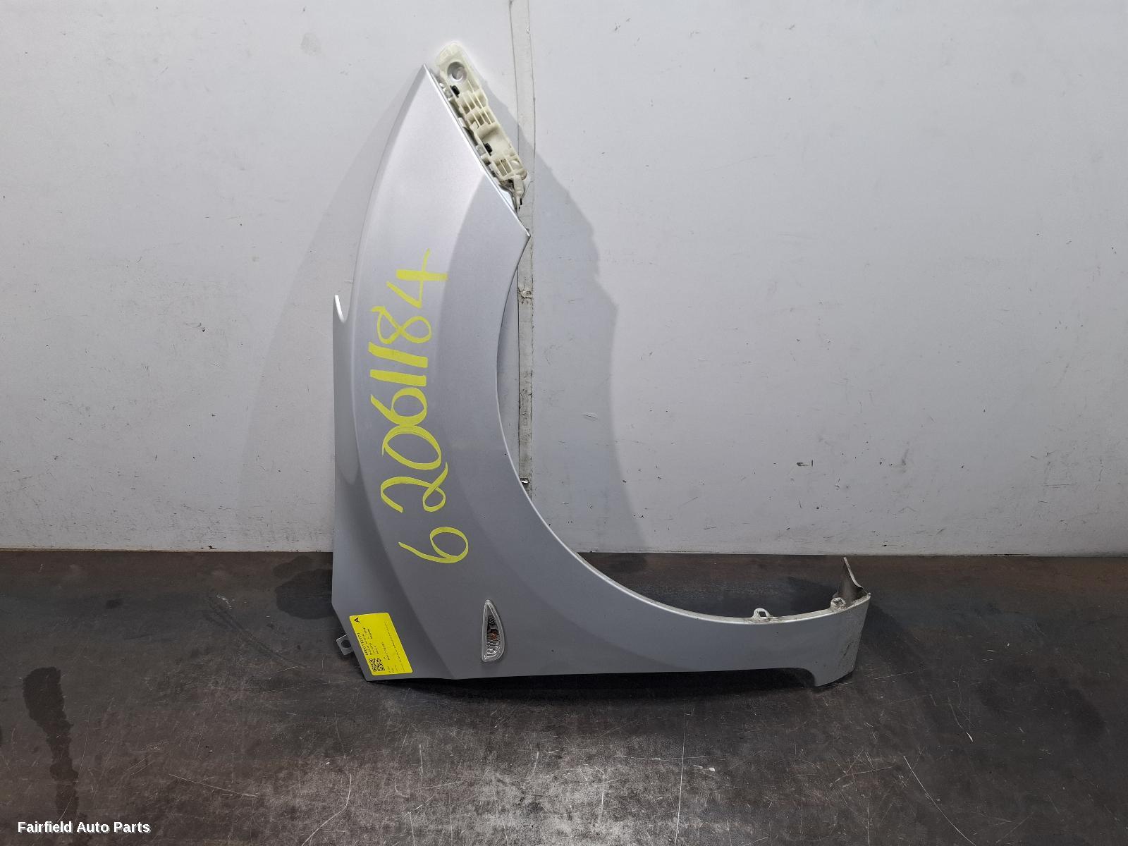 2012-2017 Hyundai I30 Right Guard