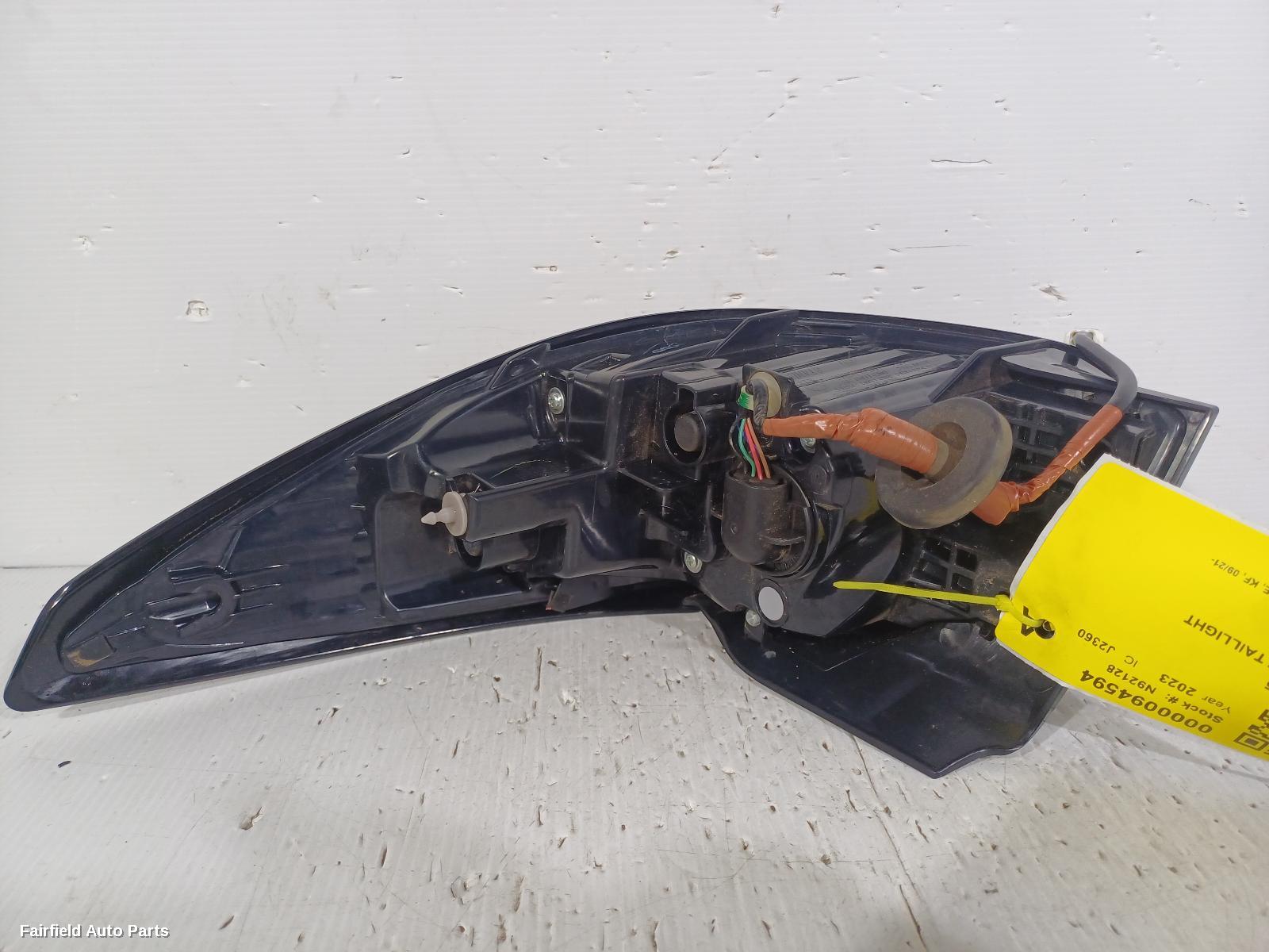 2023 Mazda Cx5 Left Taillight