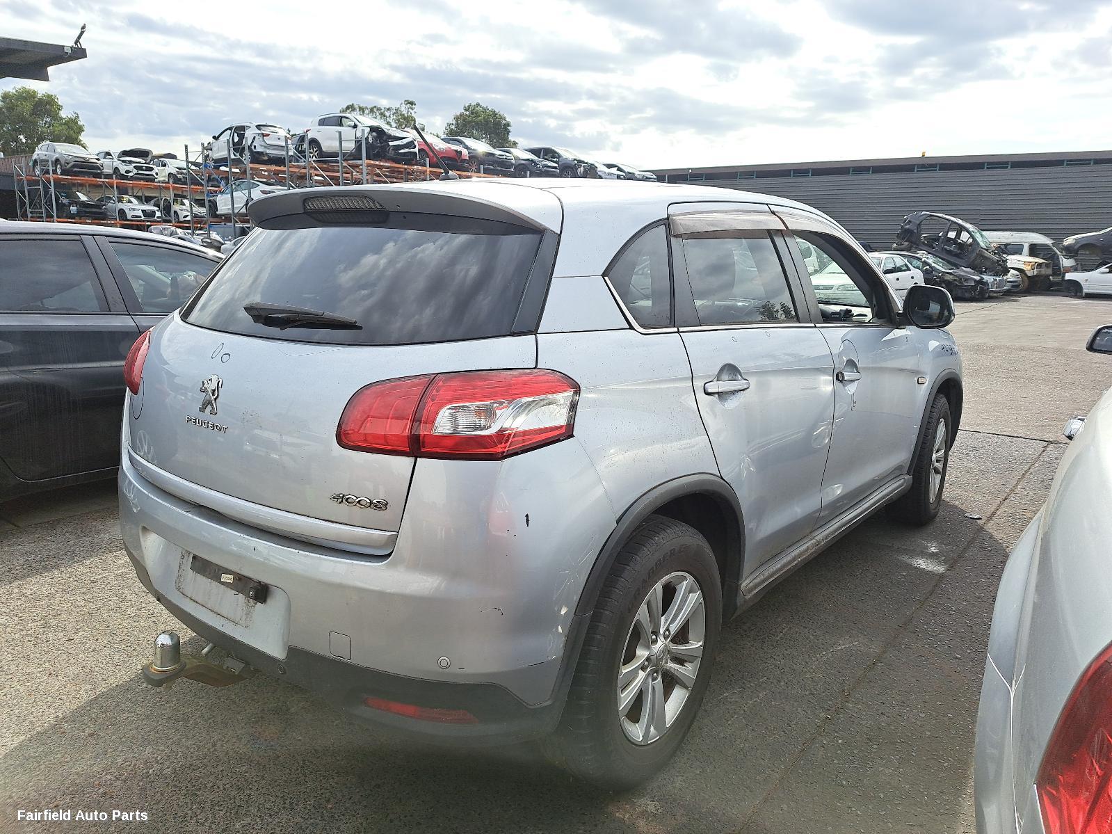 2012 Peugeot 4008 Right Taillight