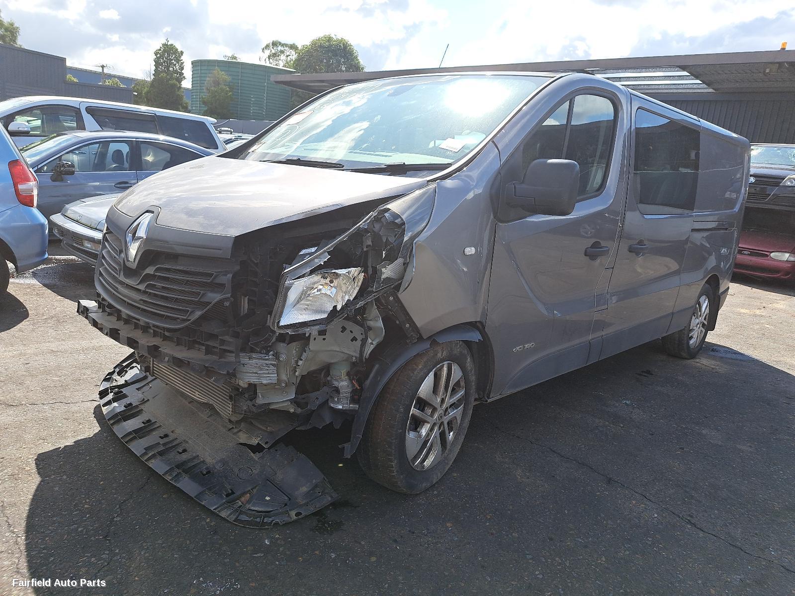 2018 Renault Trafic Right Guard