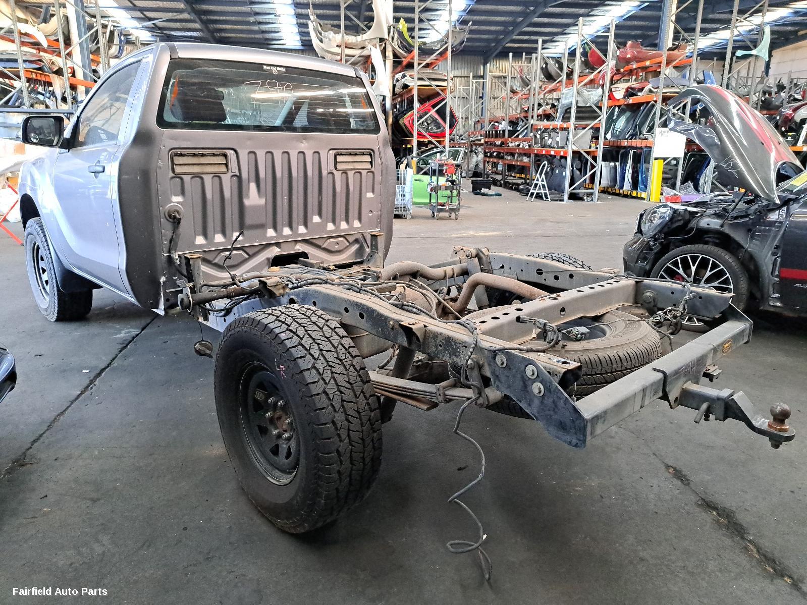 2013 Mazda Bt50 Right Front Hub Assembly