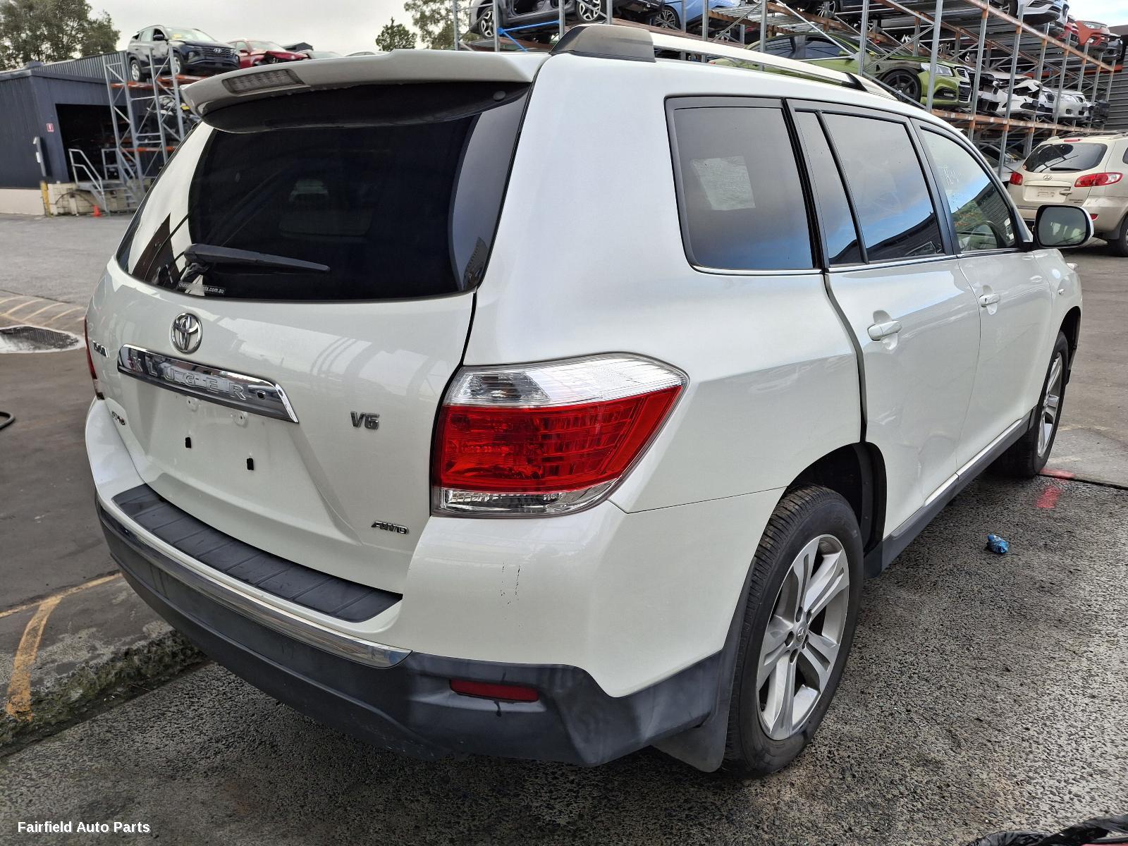 2012 Toyota Kluger Starter