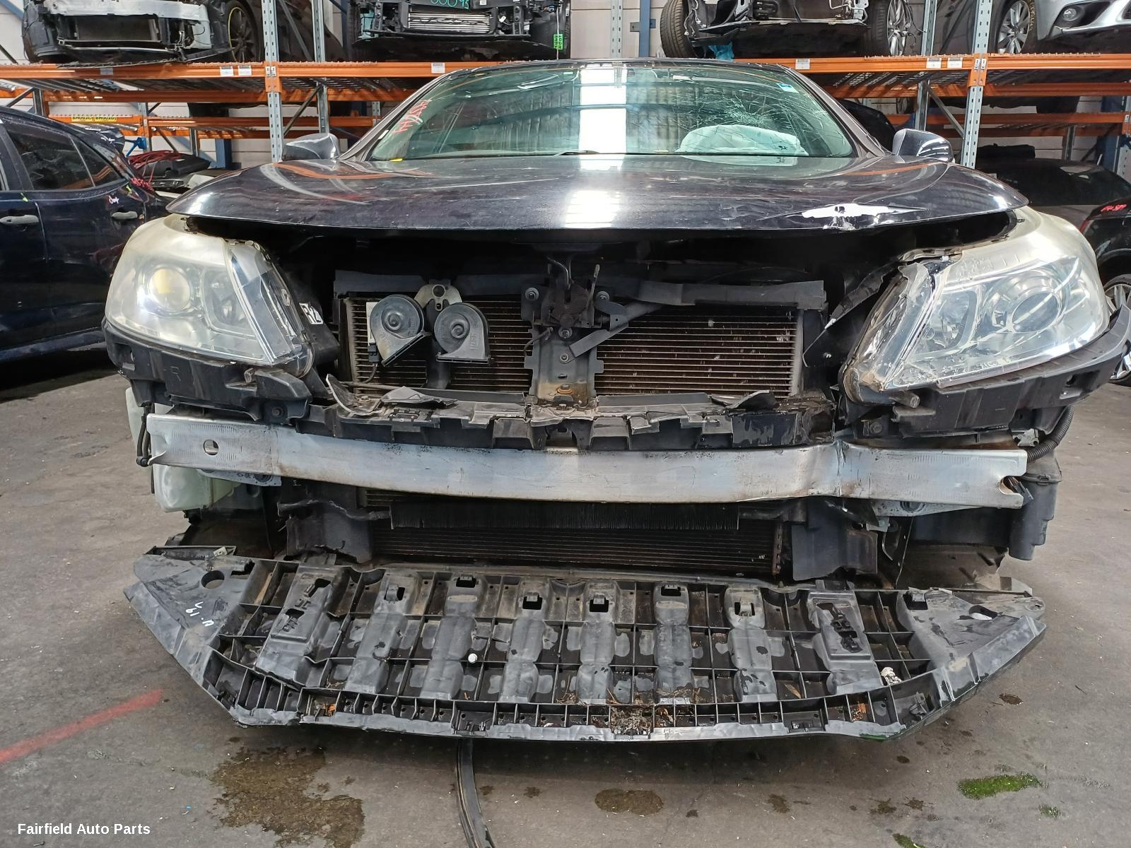 2011 Renault Latitude Rear Bumper