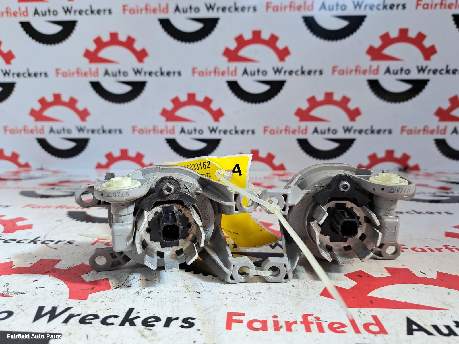 2018-2025 Toyota Corolla Right Indicator Fog Side