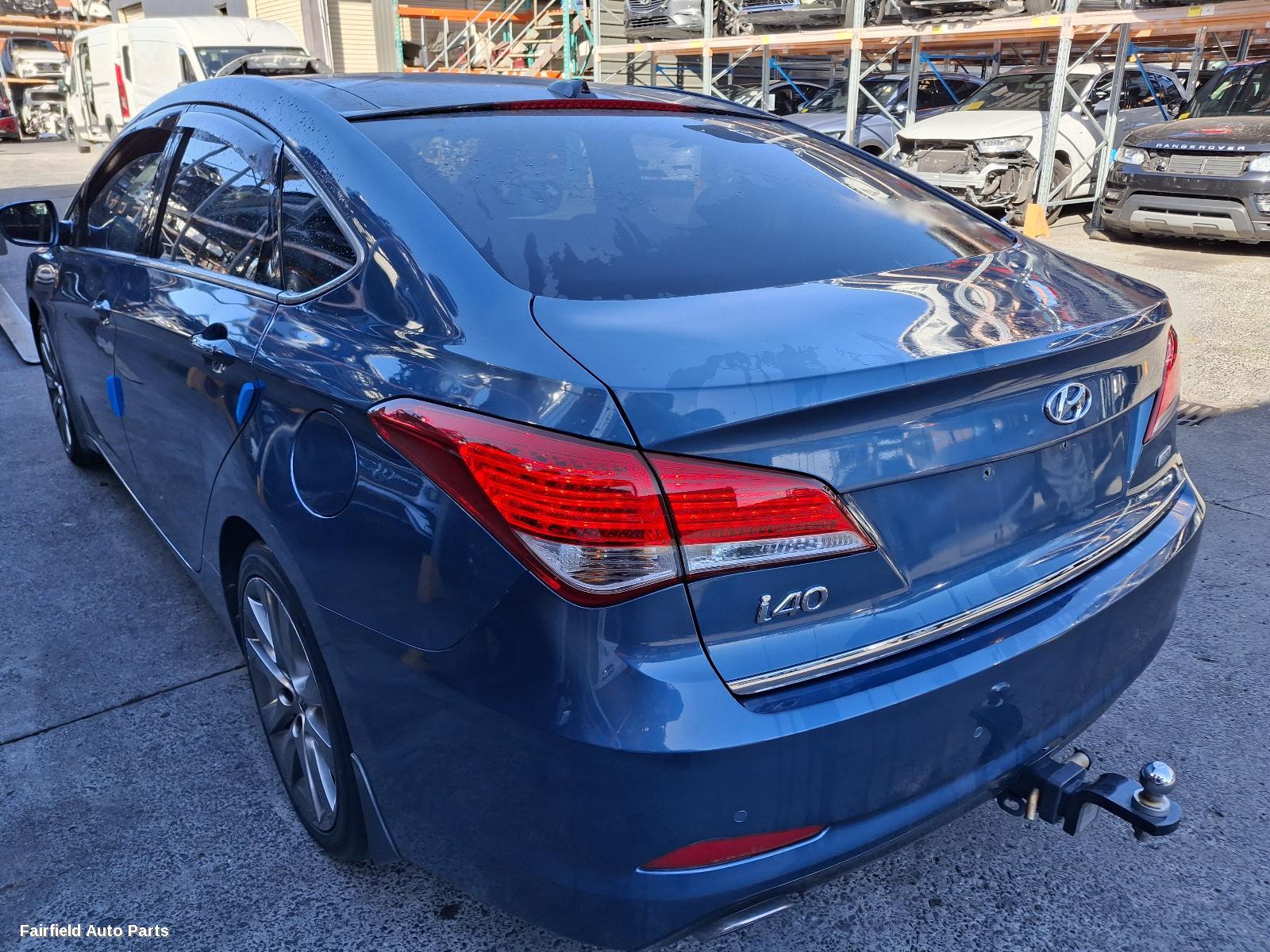 2015 Hyundai I40 Left Rear Door Sliding