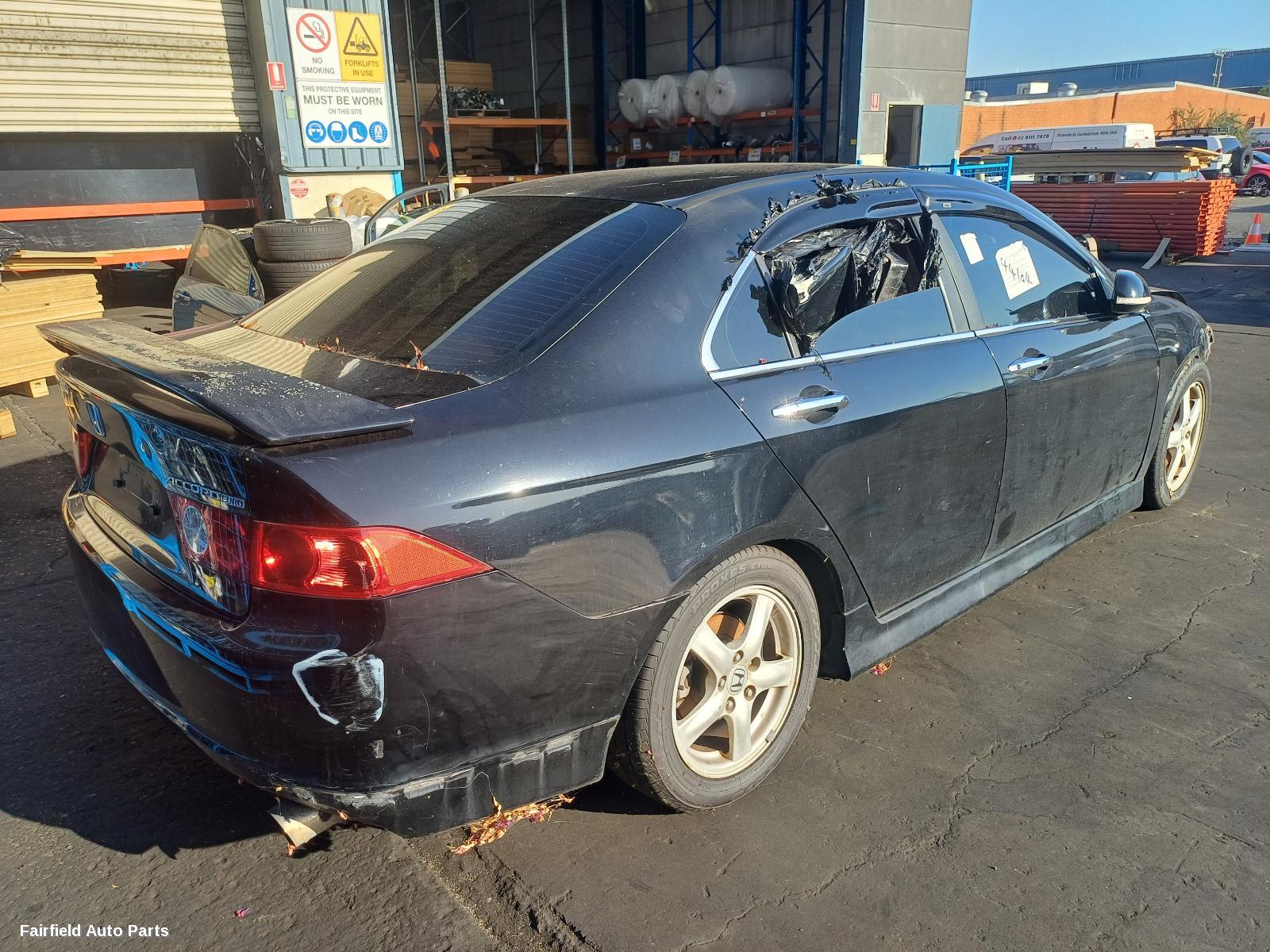 2005 Honda Accord Left Taillight
