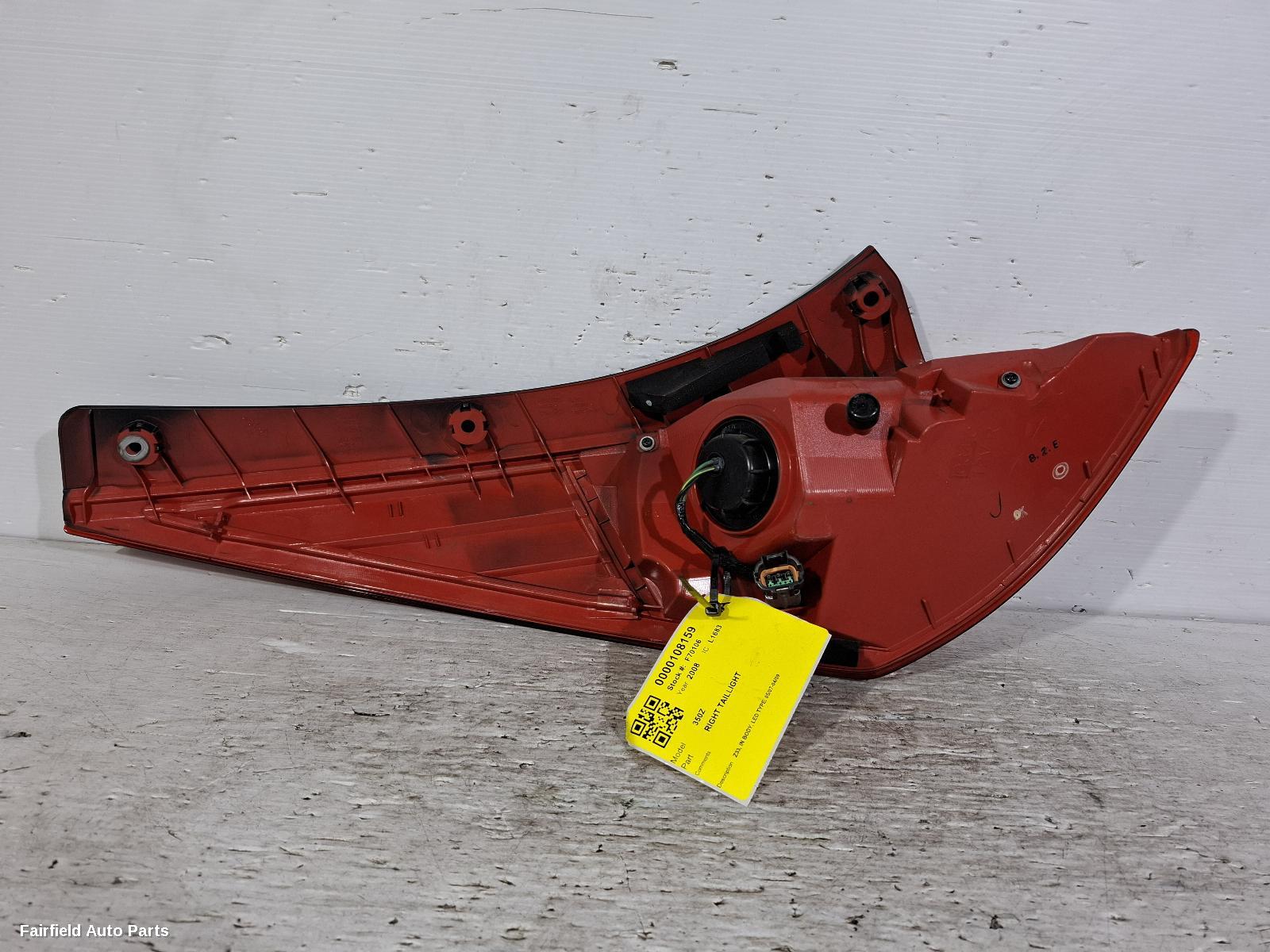 2007-2009 Nissan 350z Right Taillight