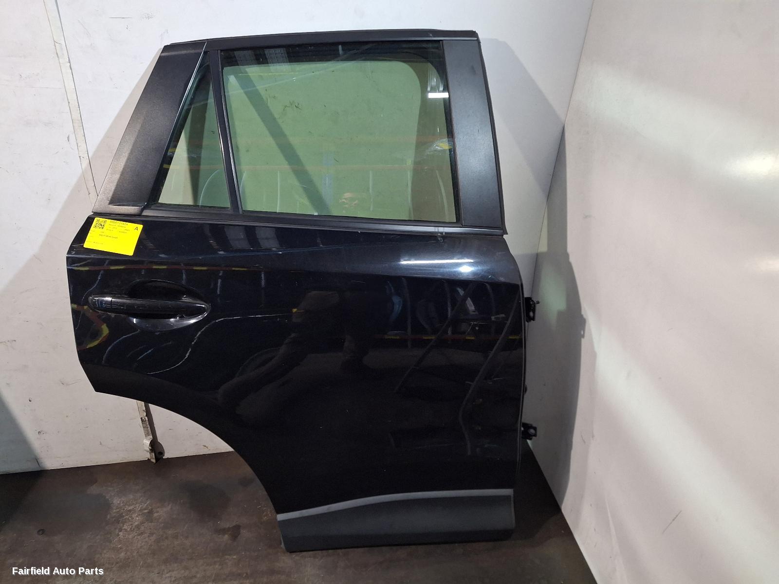 2012-2016 Mazda Cx5 Right Rear Door Sliding