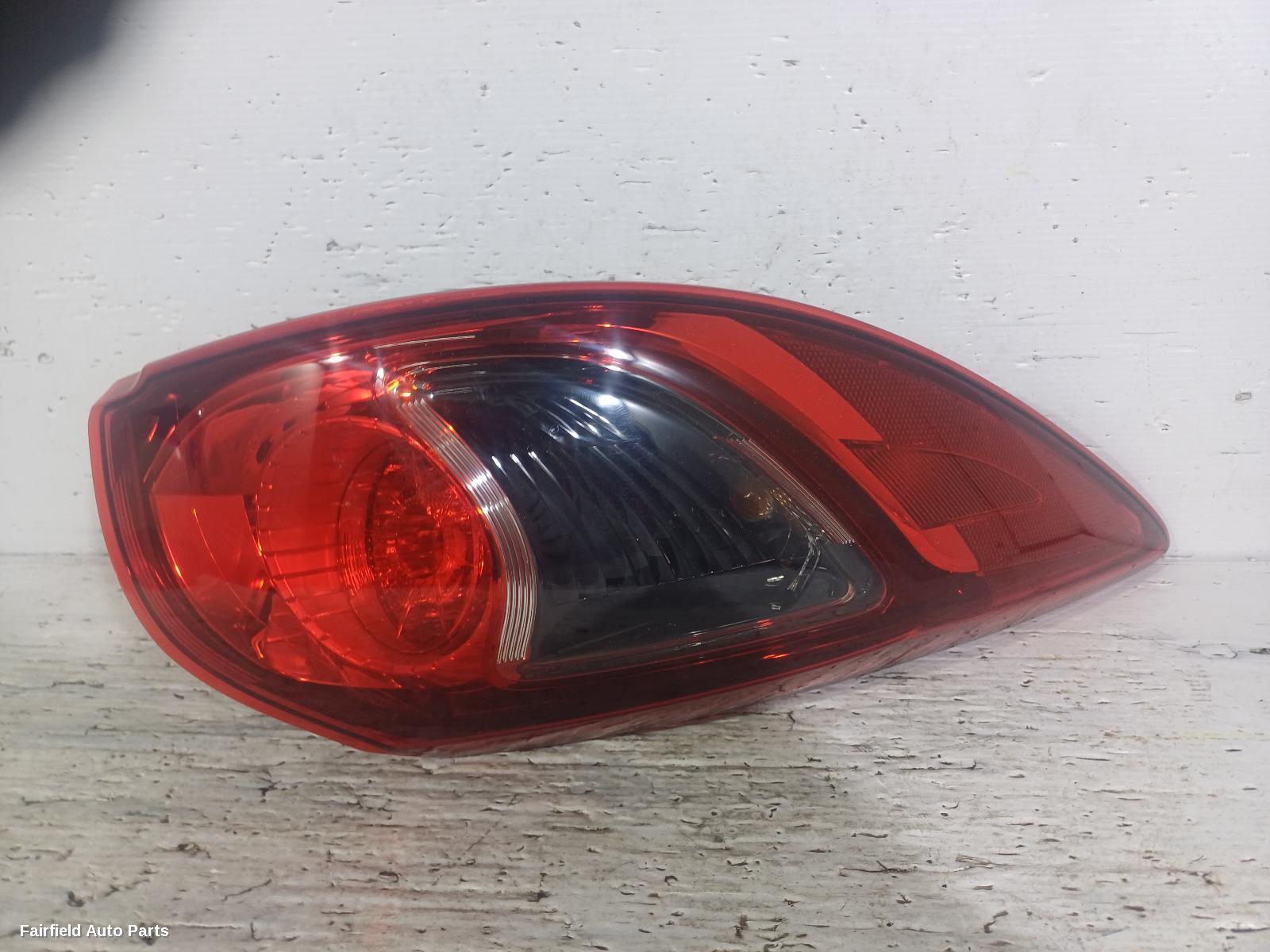 2014-2016 Mazda Cx5 Left Taillight