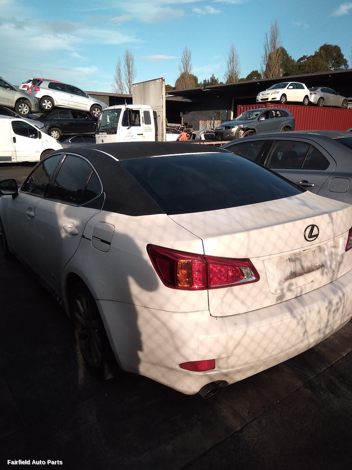 2010 Lexus Is250/is250c Left Headlamp