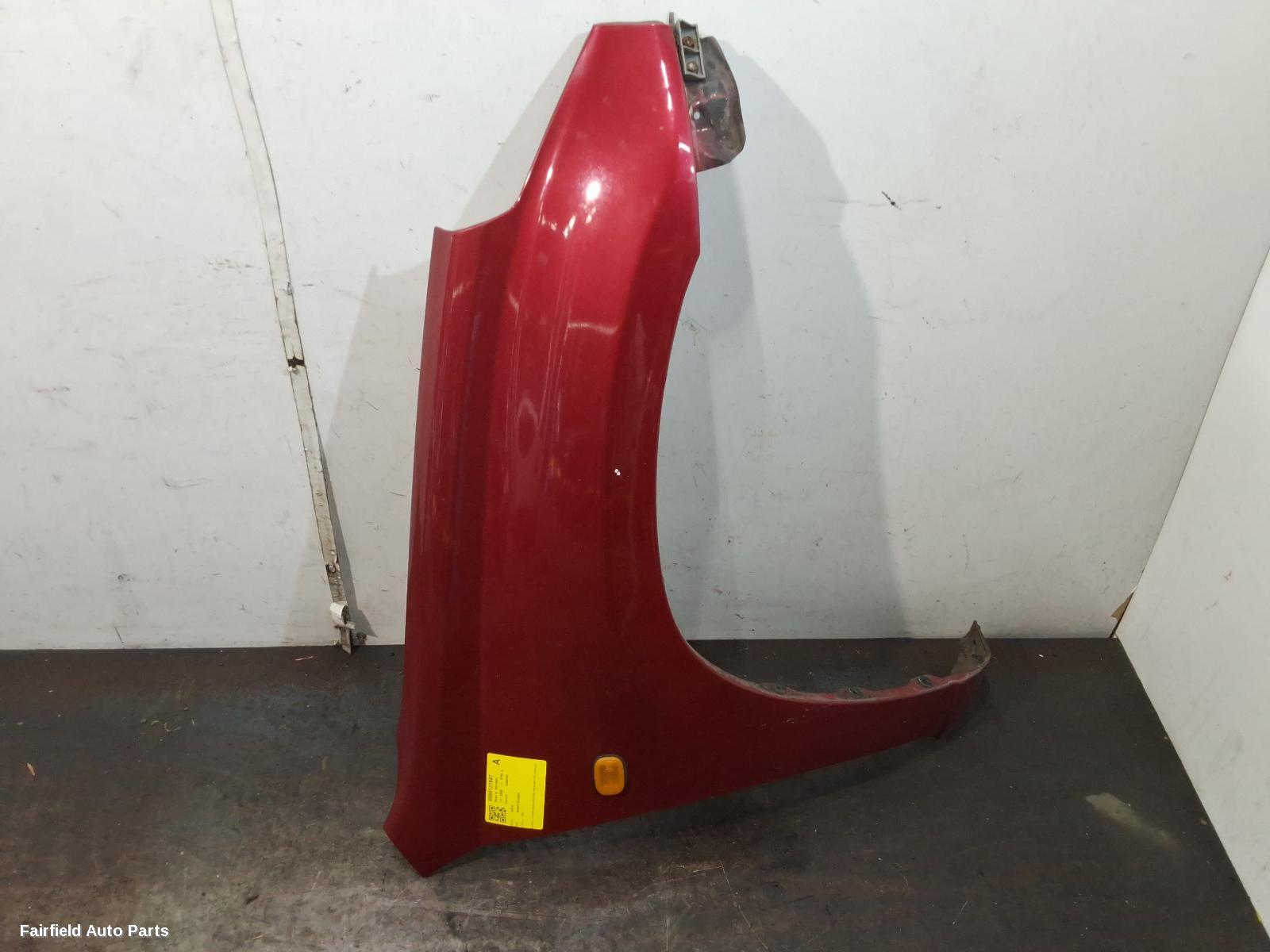 2000-2003 Toyota Rav4 Right Guard