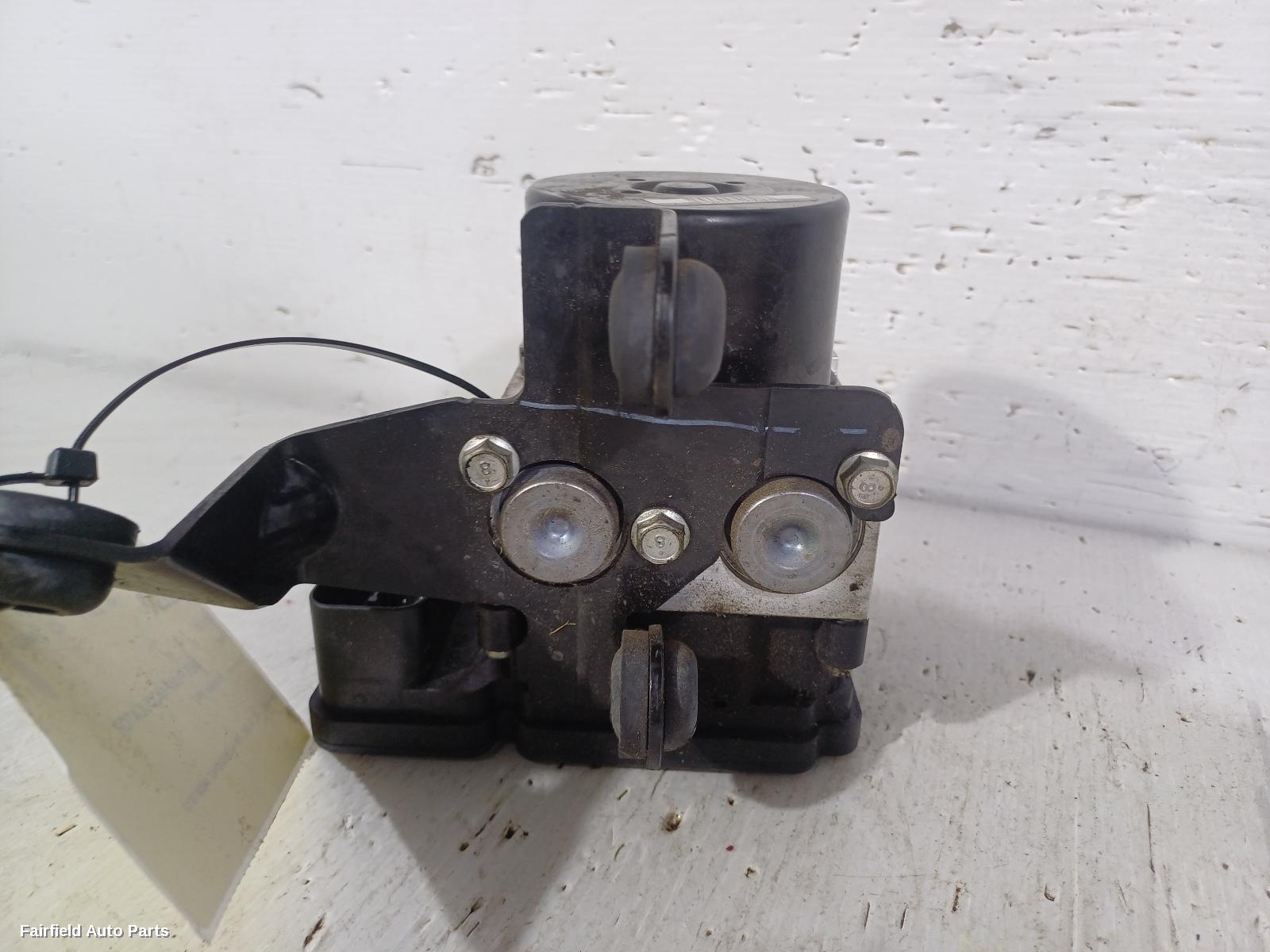 2009-2013 Mazda 3 Abs Pump Modulator