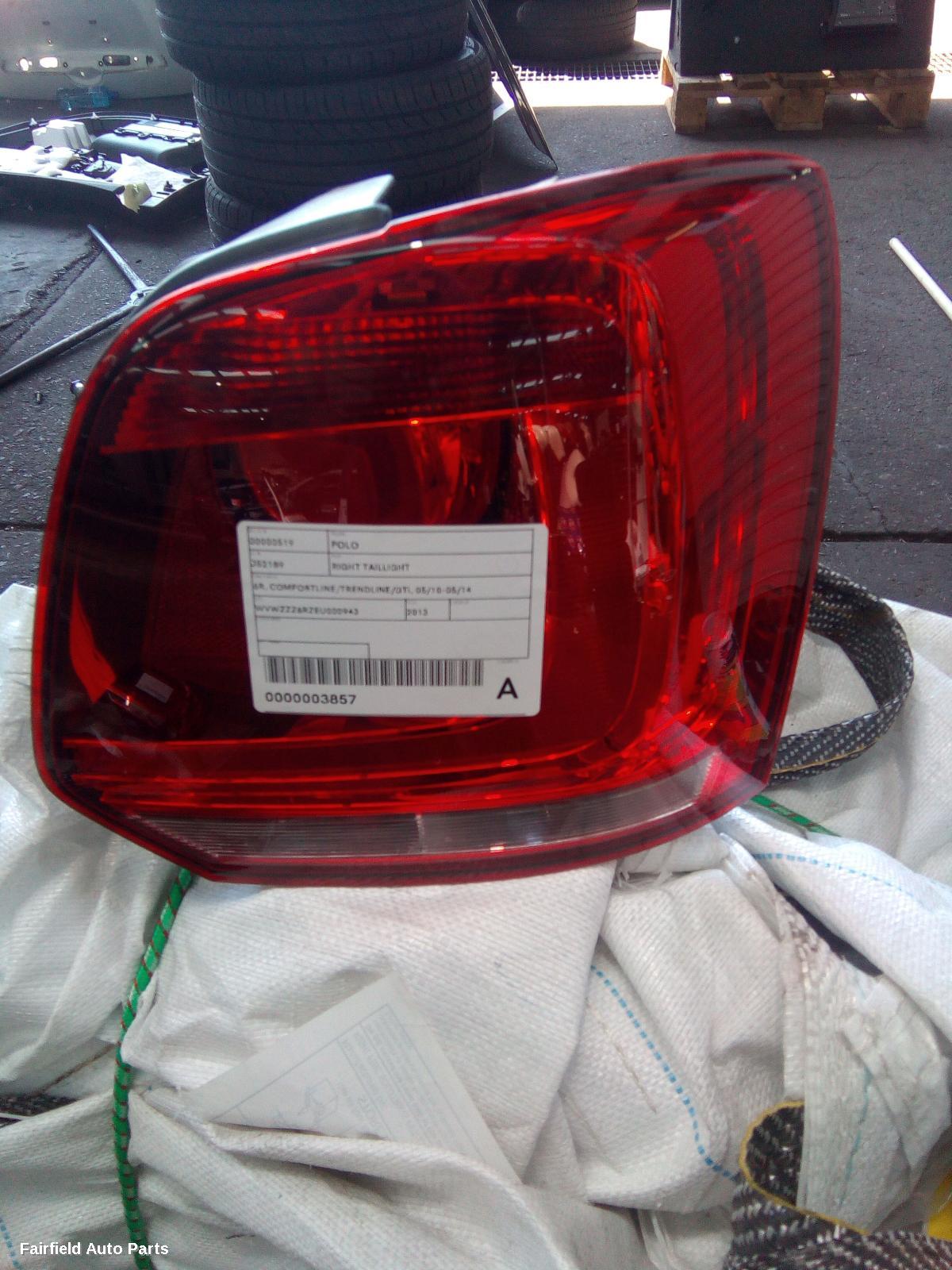 2013 Volkswagen Polo Right Taillight