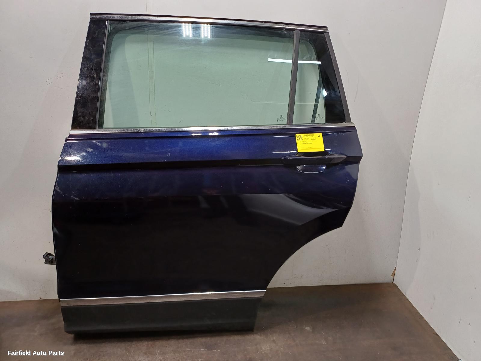 2018-2024 Volkswagen Tiguan Left Rear Door Sliding