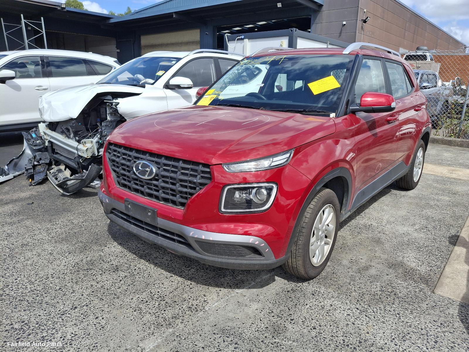 2020 Hyundai Venue Left Taillight