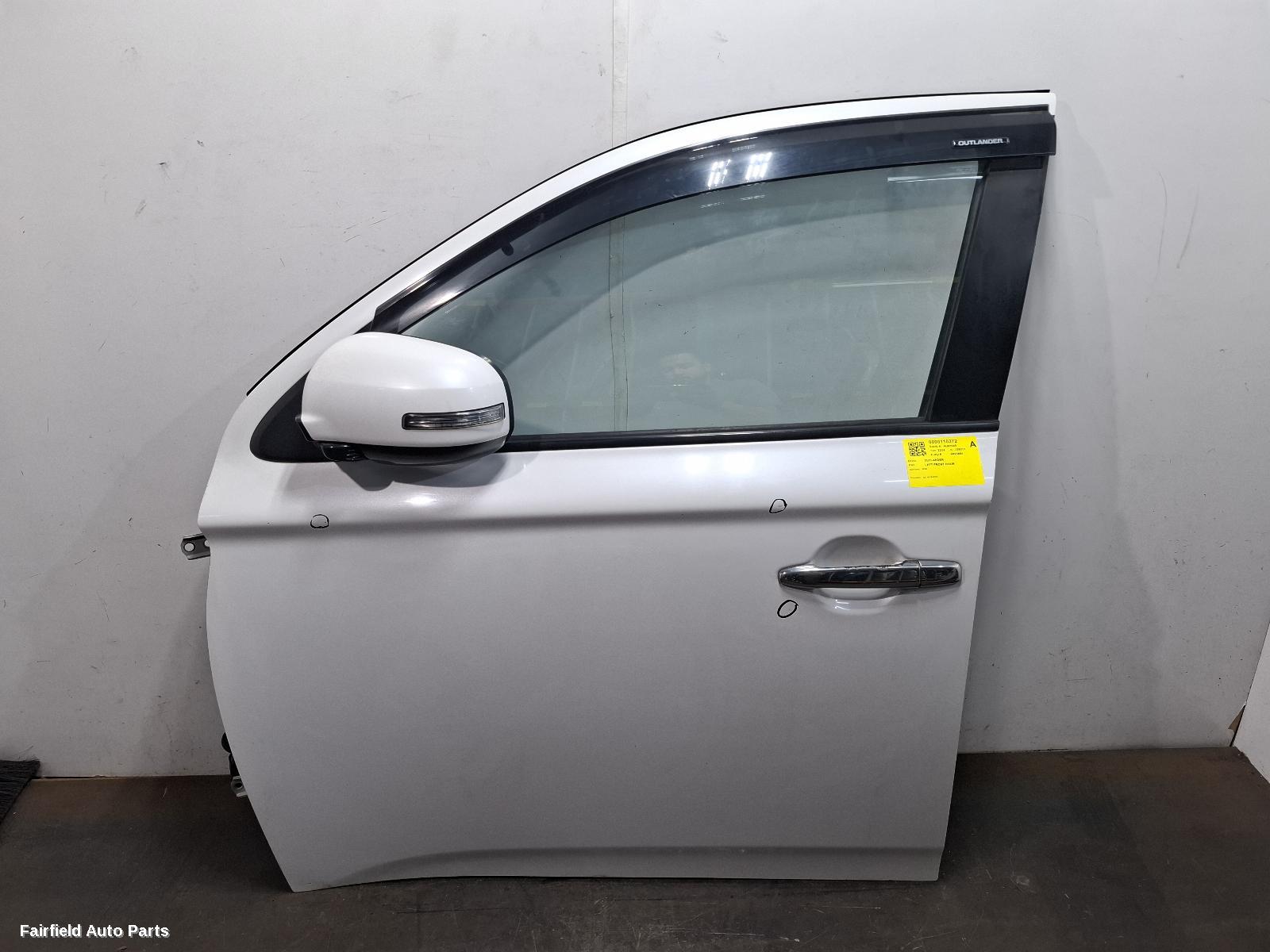 2012-2015 Mitsubishi Outlander Left Front Door