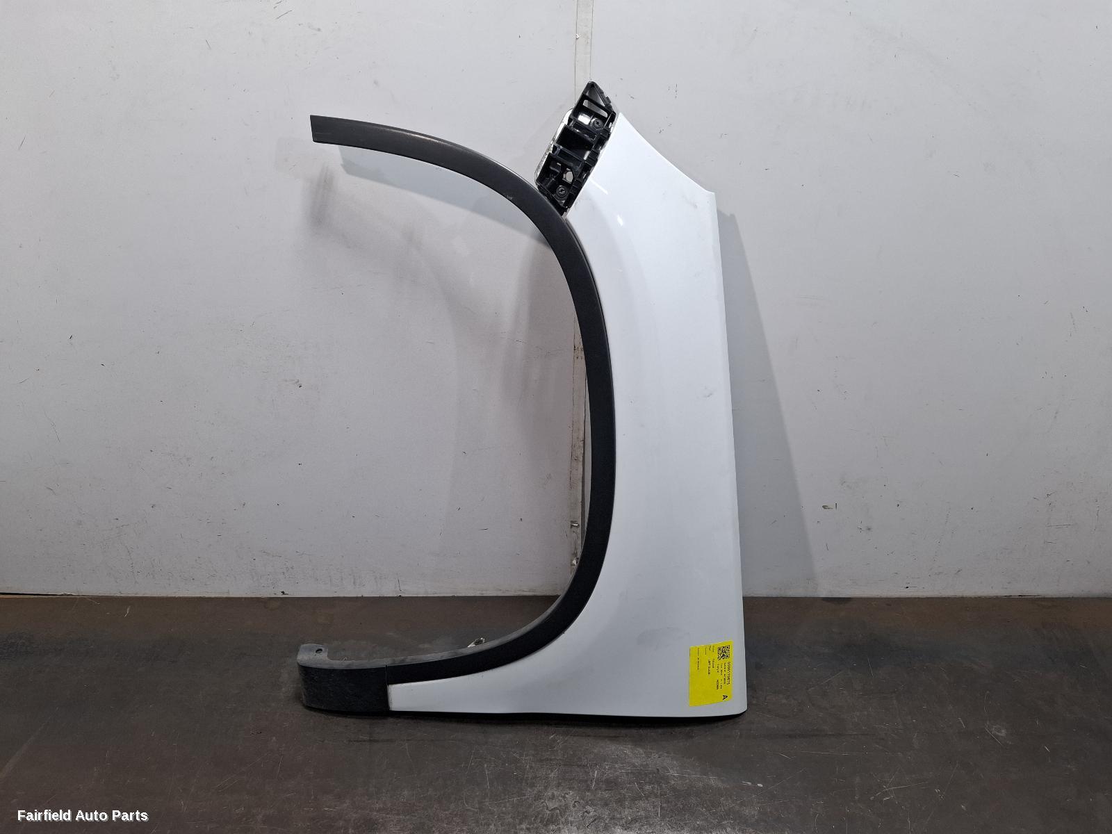 2008-2016 Volkswagen Tiguan Left Guard