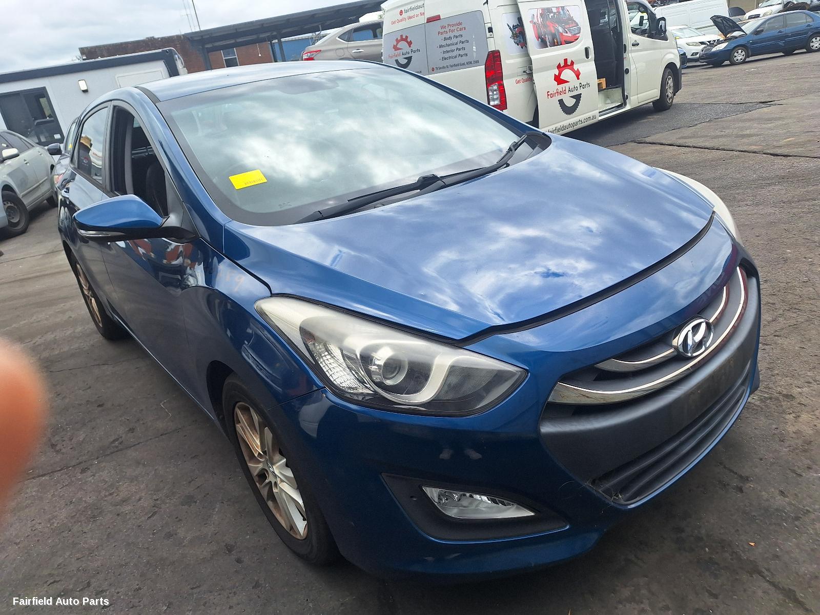 2012-2017 Hyundai I30 Right Front Window Reg Motor