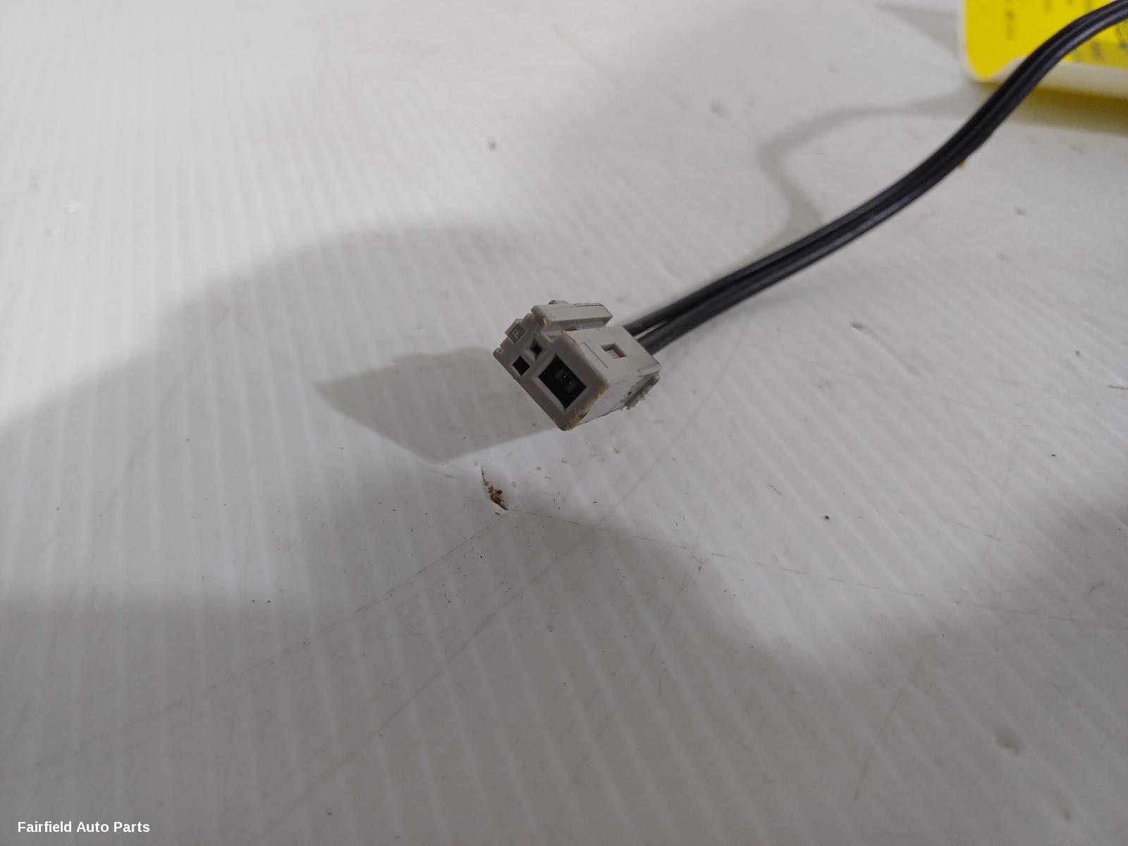 2016-2026 Suzuki Ignis Antenna