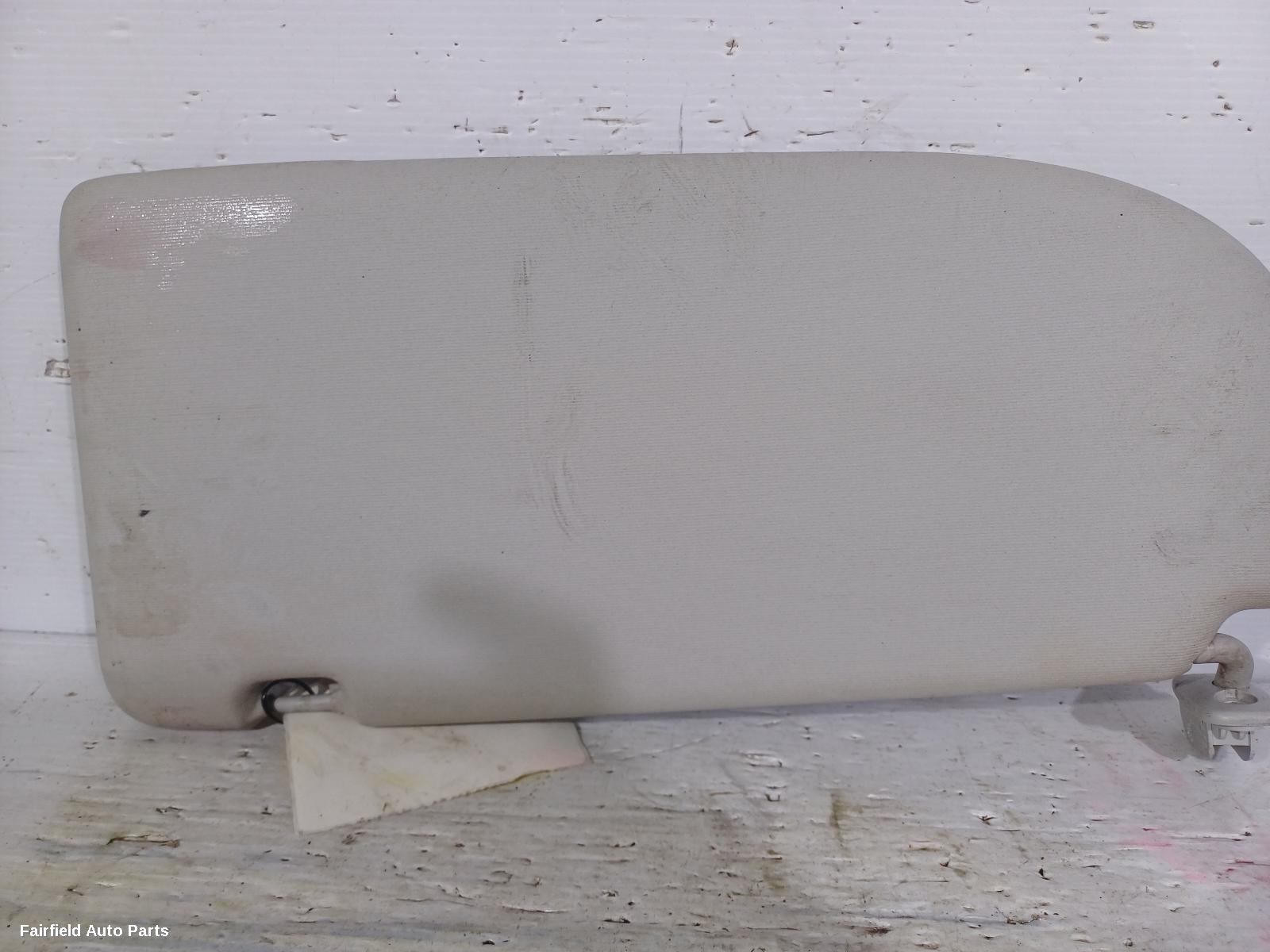 2010-2015 Volkswagen Caddy Sunvisor